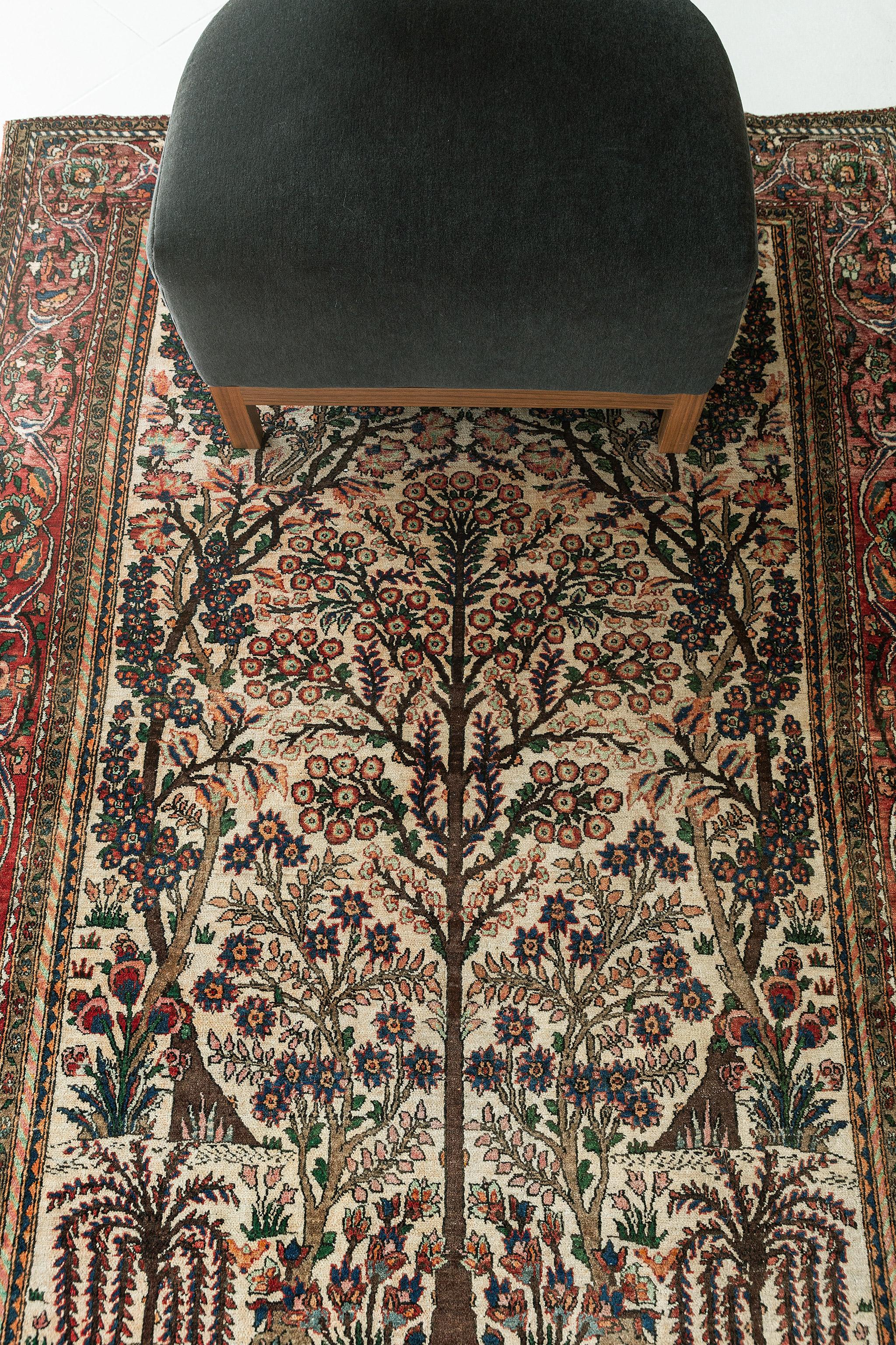 Mehraban Vintage Persian Isfahan Rug 26009 For Sale 2