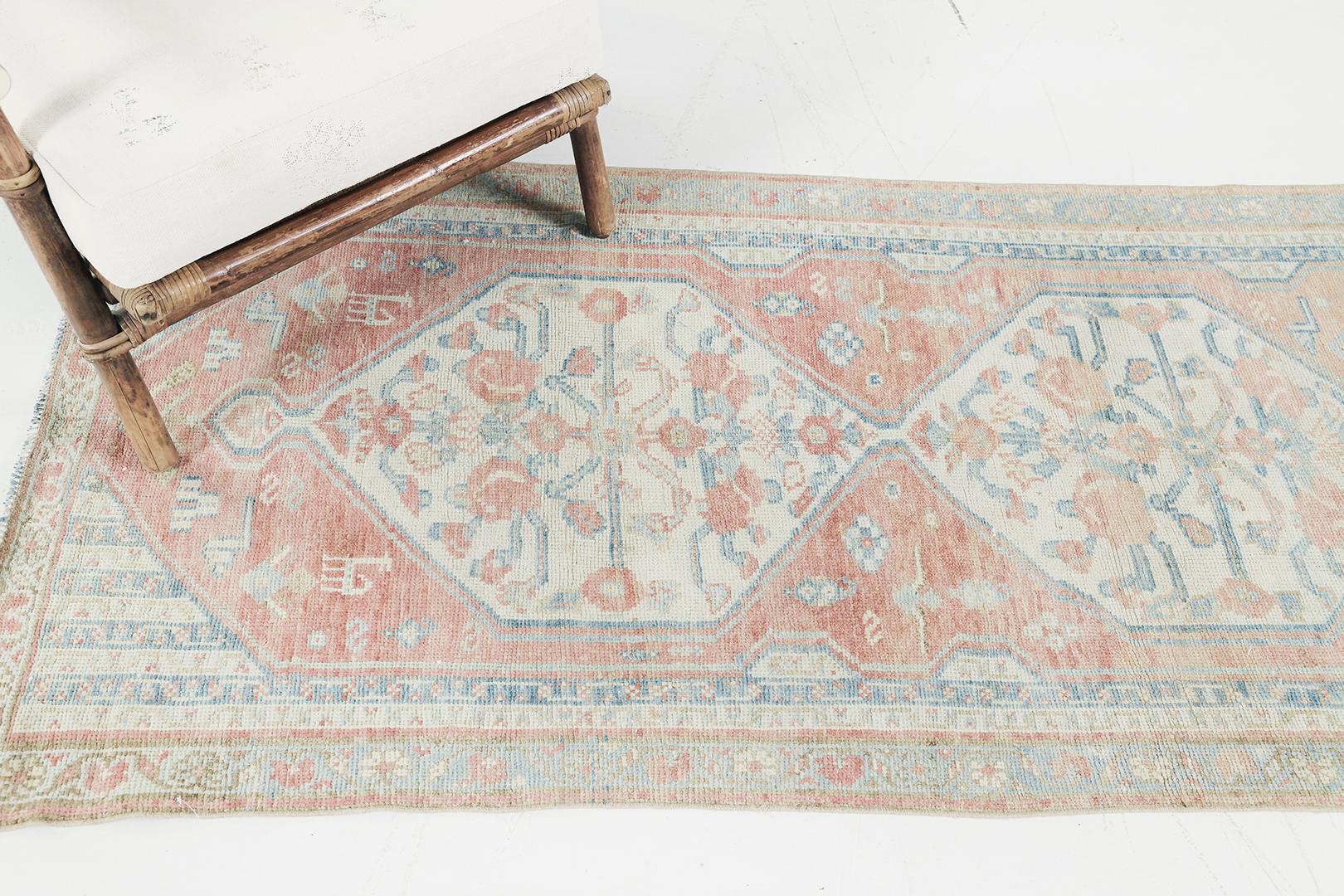 Mehraban Vintage Persian Malayer In Good Condition For Sale In WEST HOLLYWOOD, CA