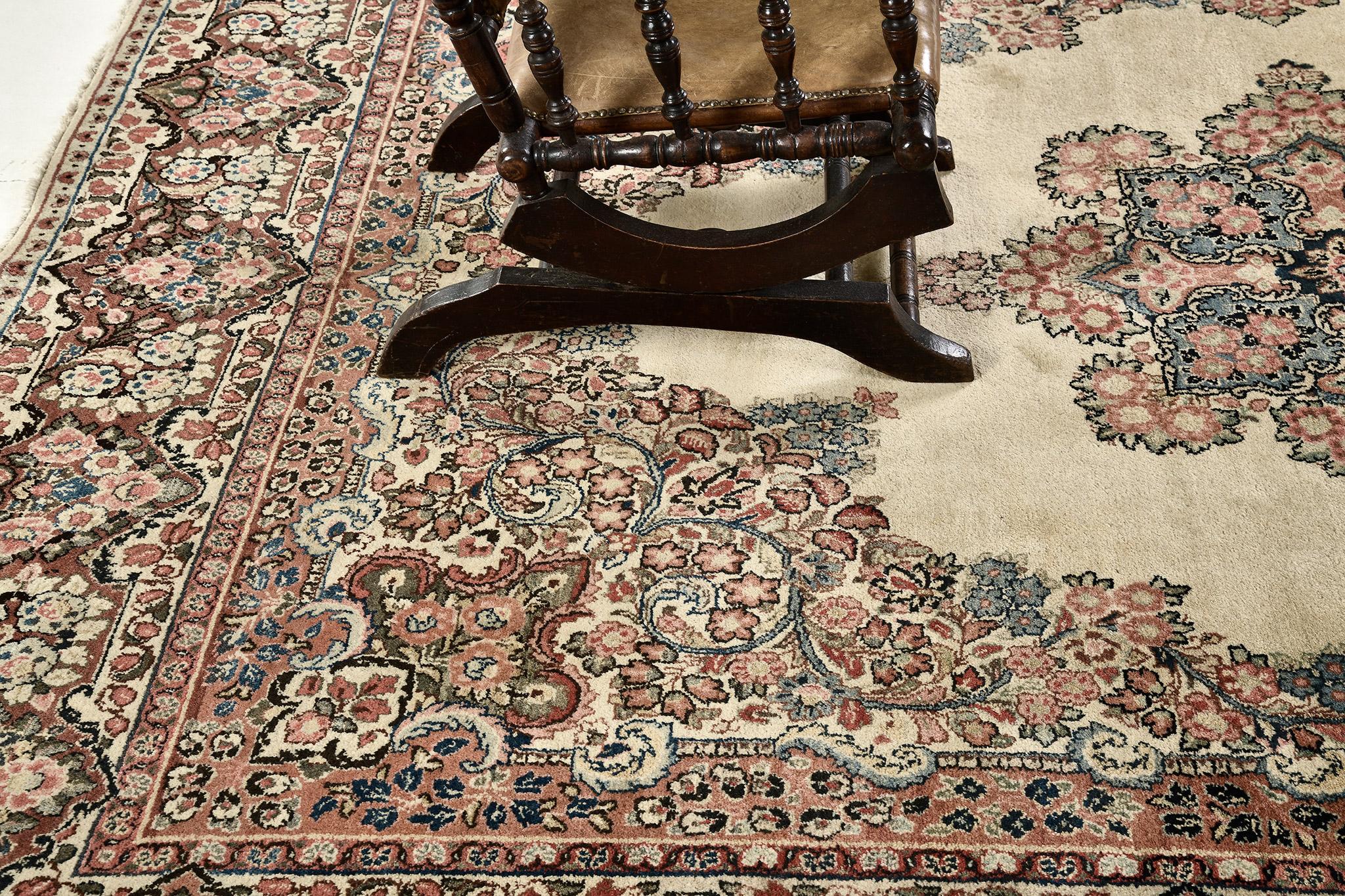 Mehraban Vintage Persian Sarouk Rug For Sale 5
