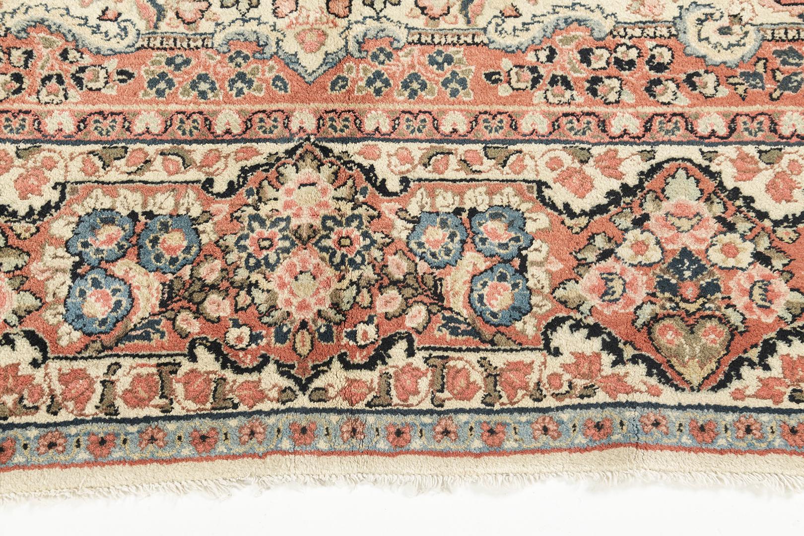 Mehraban Vintage Persian Sarouk Rug In Good Condition For Sale In WEST HOLLYWOOD, CA