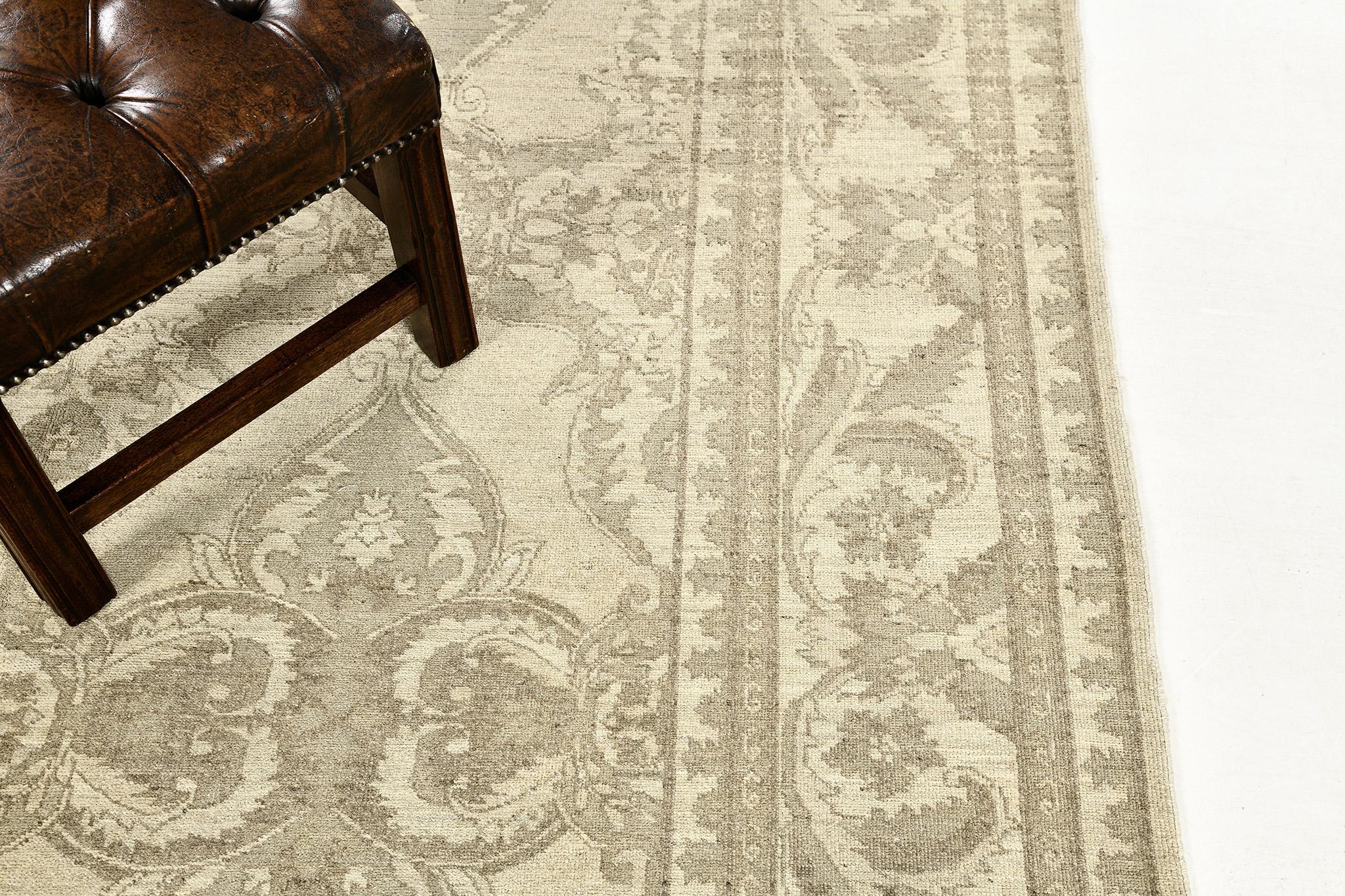 Hand-Knotted Mehraban Vintage Style Arts and Crafts Rug D5265 Rapture Collection For Sale
