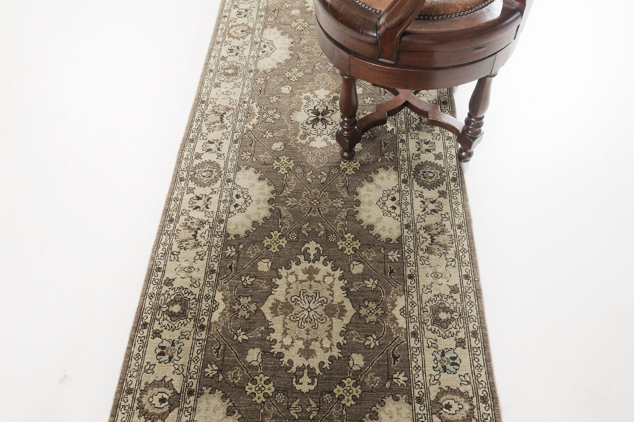 Mehraban Rapture-Läufer im Vintage-Stil Mahal Design D5137 im Zustand „Neu“ im Angebot in WEST HOLLYWOOD, CA