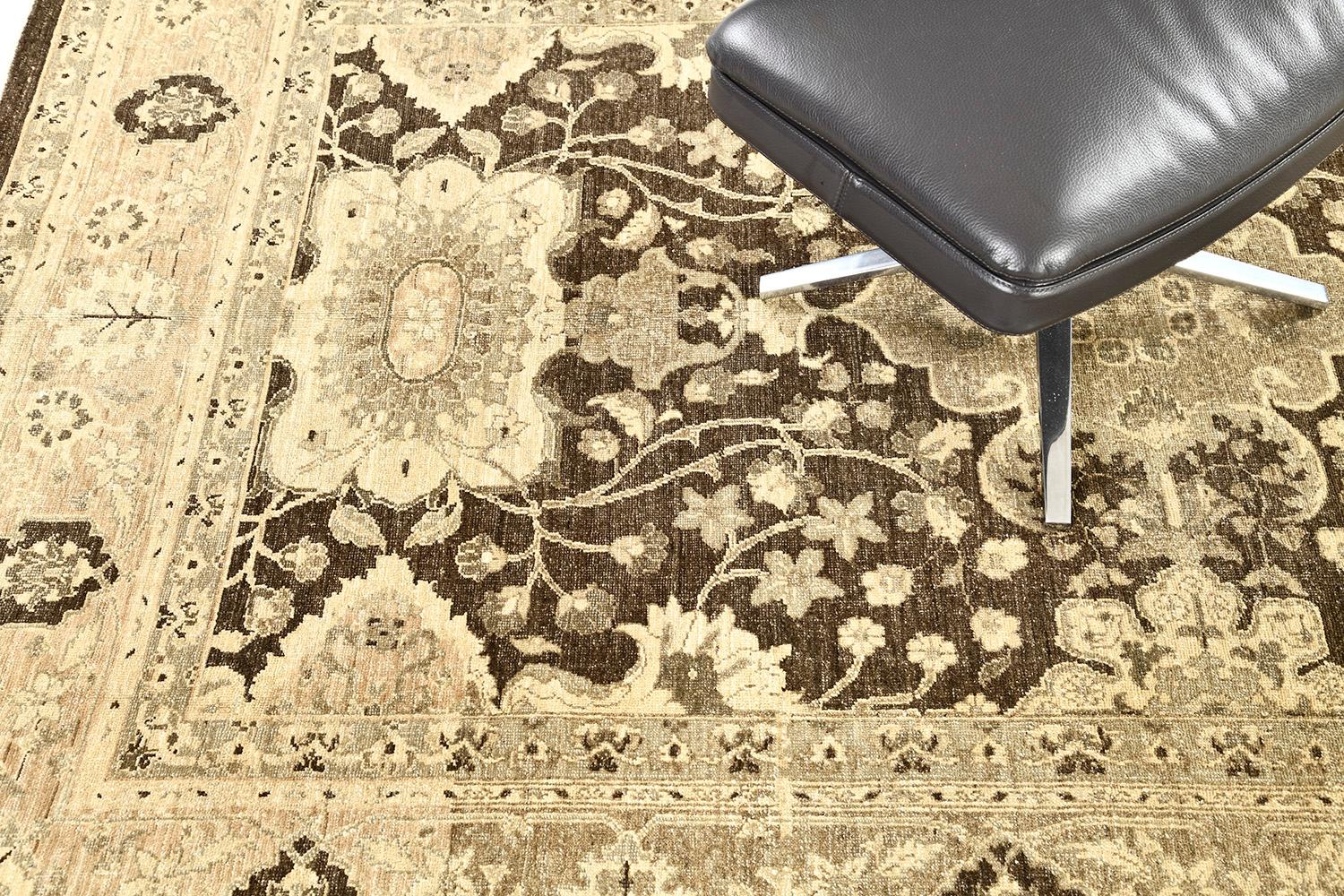 Mehraban Vintage Style Mahal Revival Rapture Kollektion D5379 (Afghanisch) im Angebot