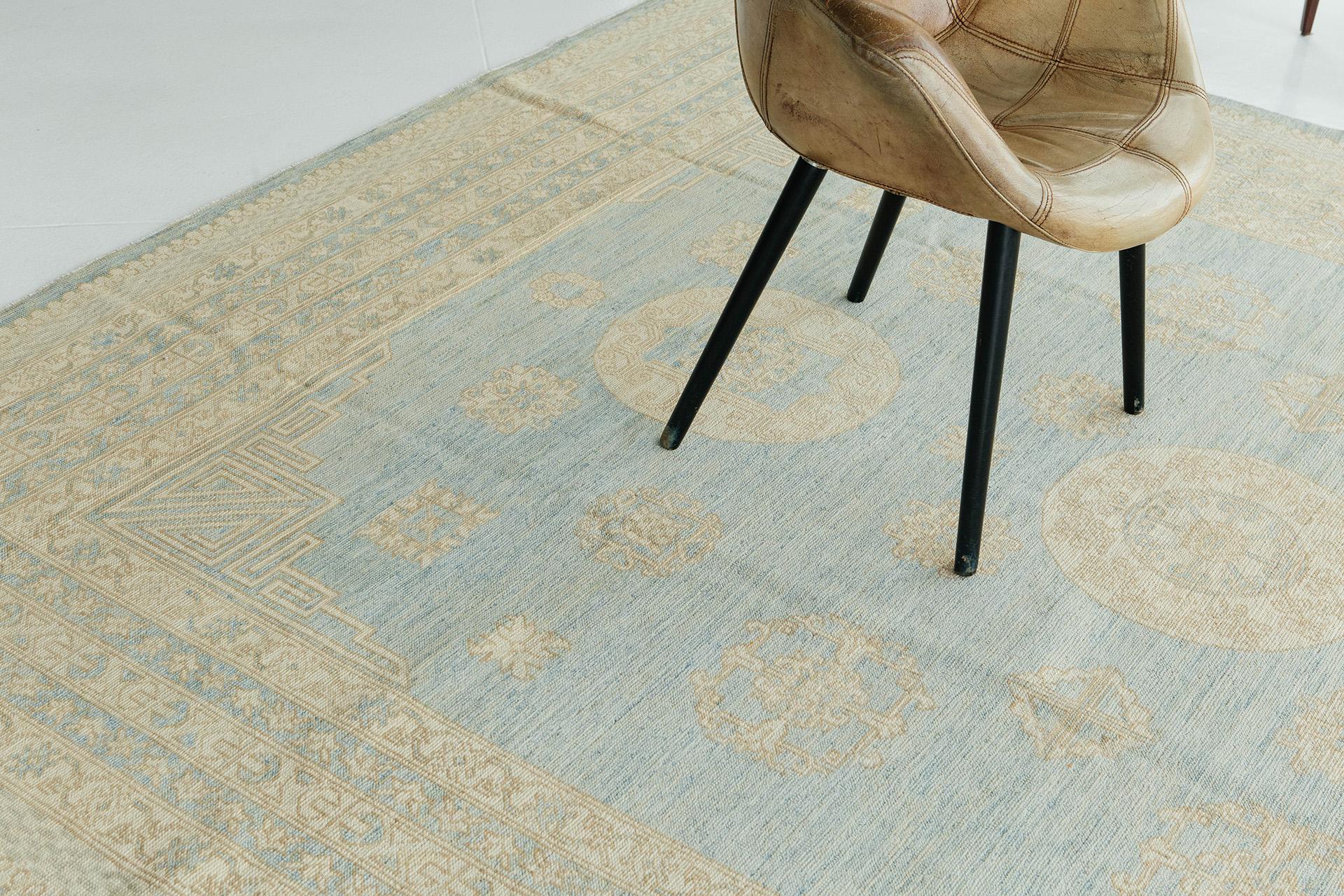 Mehraban Rugs in stile vintage della collezione Safira, design Khotan in vendita 1