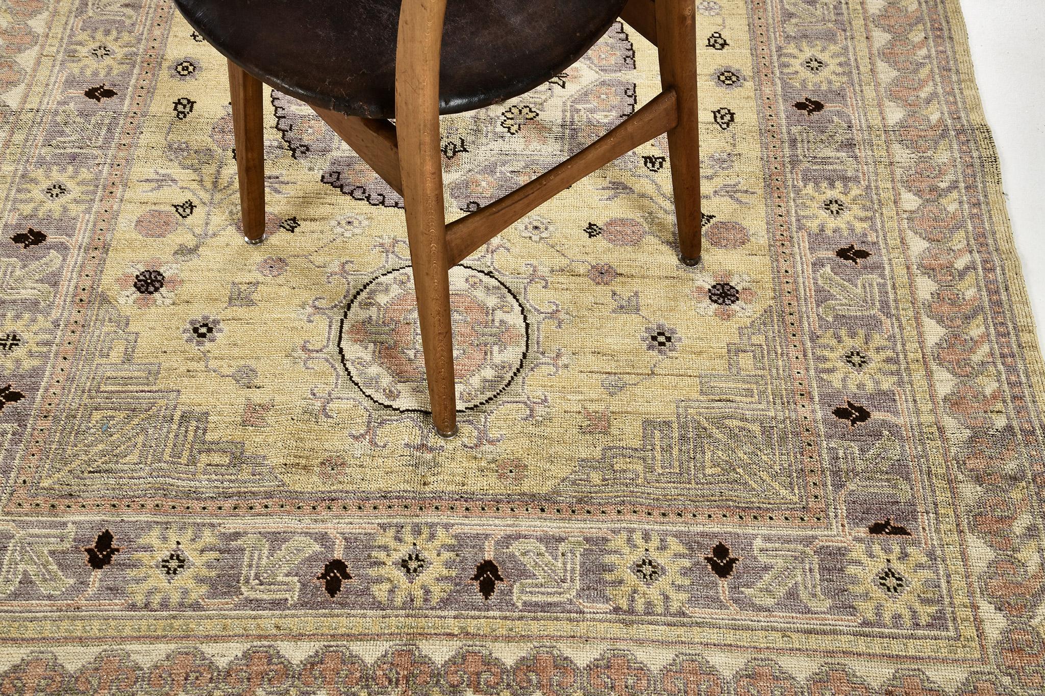 Mehraban Vintage-Teppich aus Safira-Kollektion Khotan im Zustand „Neu“ im Angebot in WEST HOLLYWOOD, CA