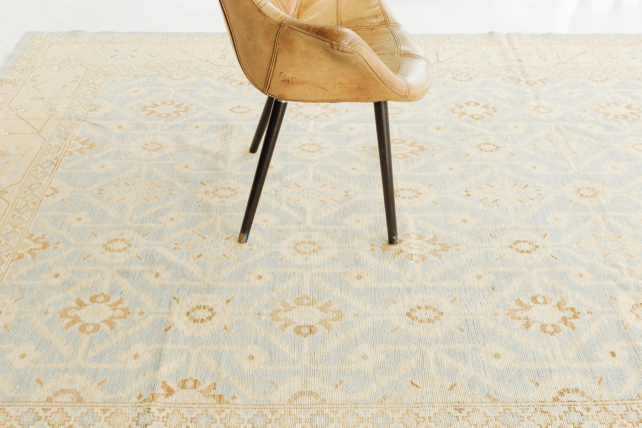 Mehraban Vintage-Teppich der Safira-Kollektion Oushak-Design (Wolle) im Angebot