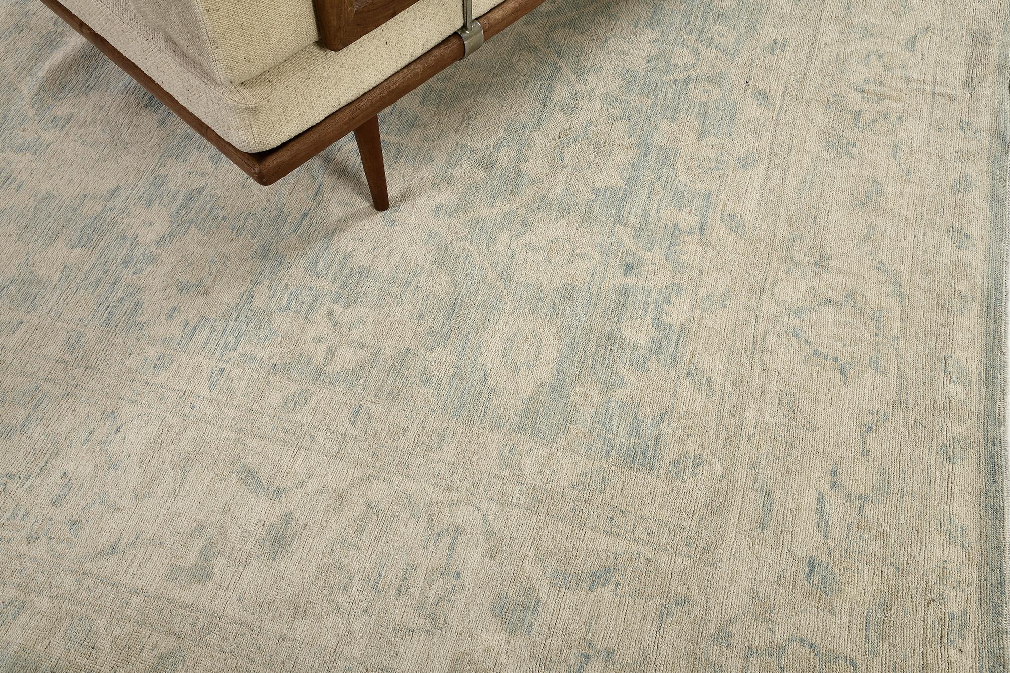 Annodato a mano Mehraban Rugs in stile vintage della collezione Safira Tabriz Design in vendita