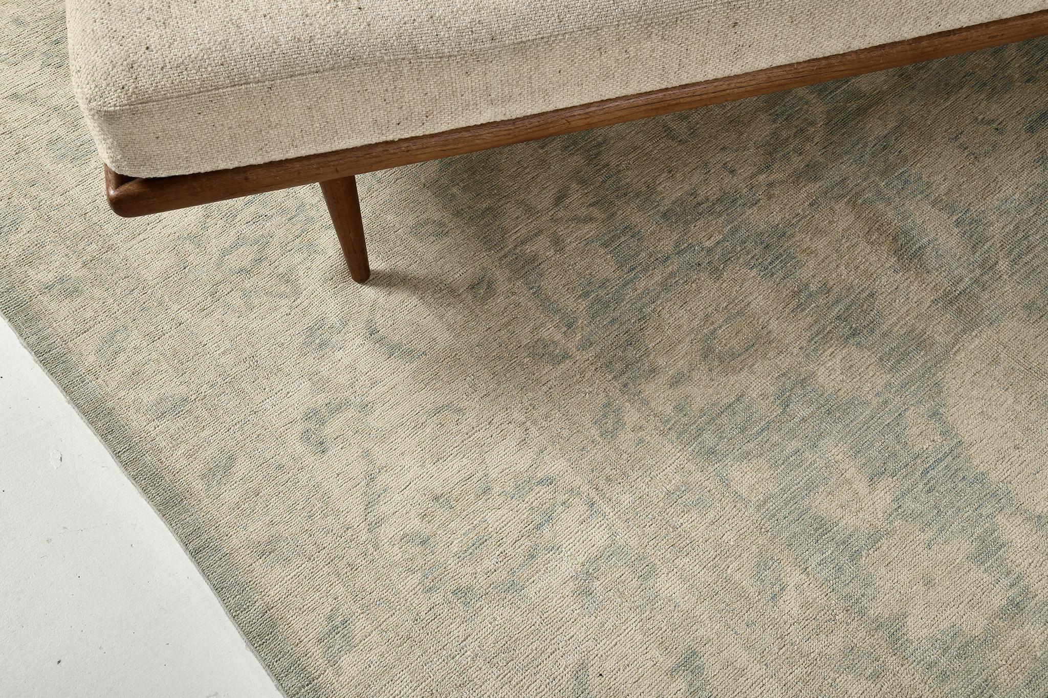 Mehraban Rugs in stile vintage della collezione Safira Tabriz Design In condizioni Nuovo in vendita a WEST HOLLYWOOD, CA