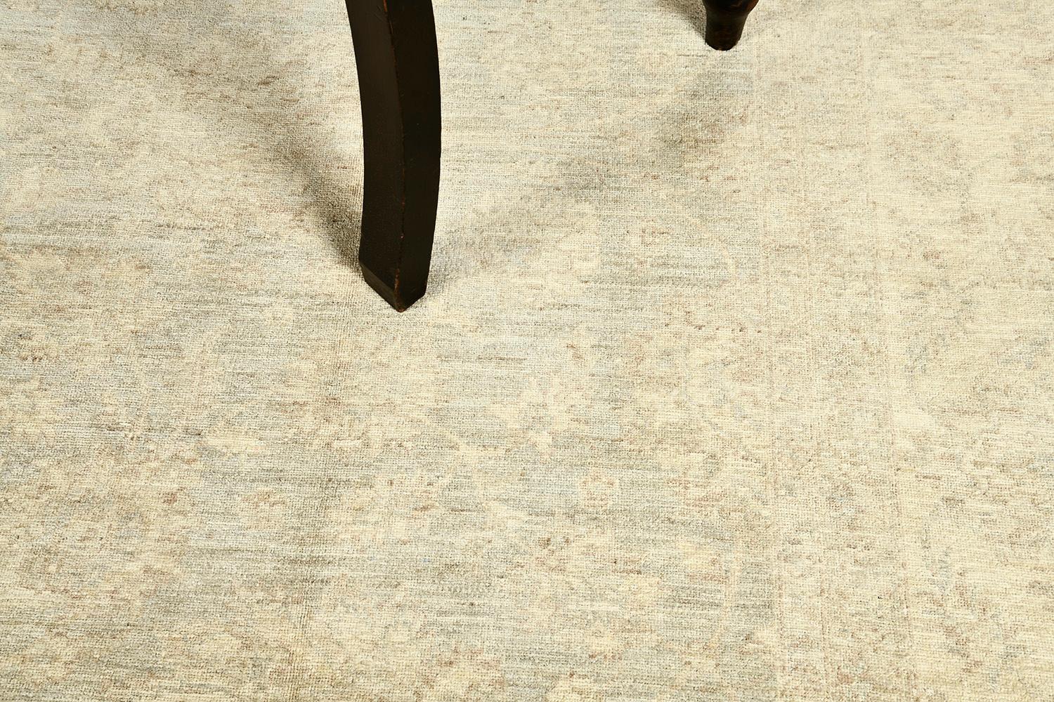 Hand-Knotted Mehraban Vintage Style Sultanabad Revival Rug For Sale