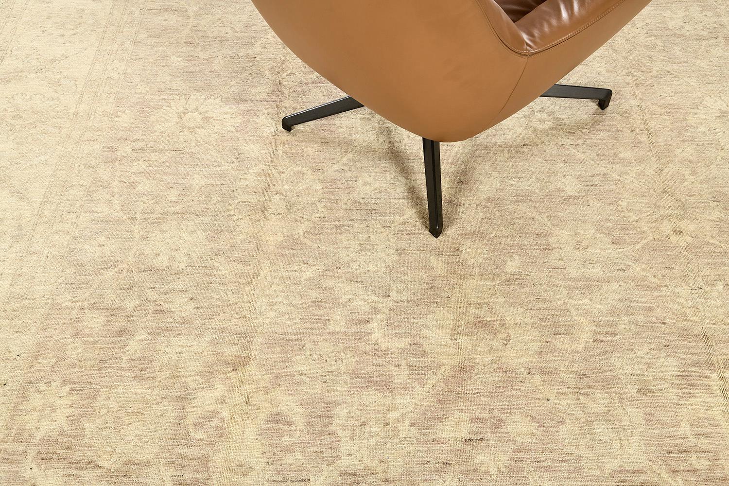 Mehraban Alfombra Sultanabad Revival Estilo Vintage en Nuevo estado para la venta en WEST HOLLYWOOD, CA
