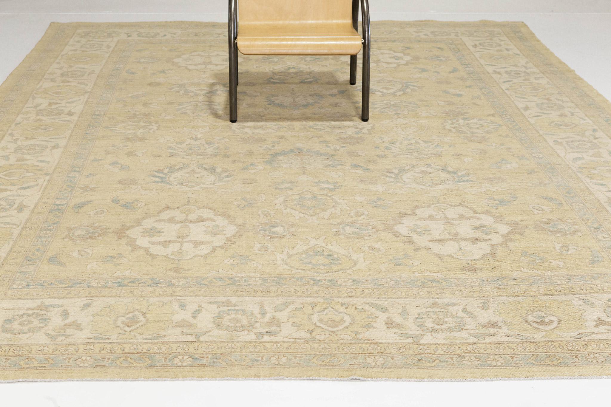 Mehraban Rugs stile vintage Sultanabad Revival In condizioni Nuovo in vendita a WEST HOLLYWOOD, CA