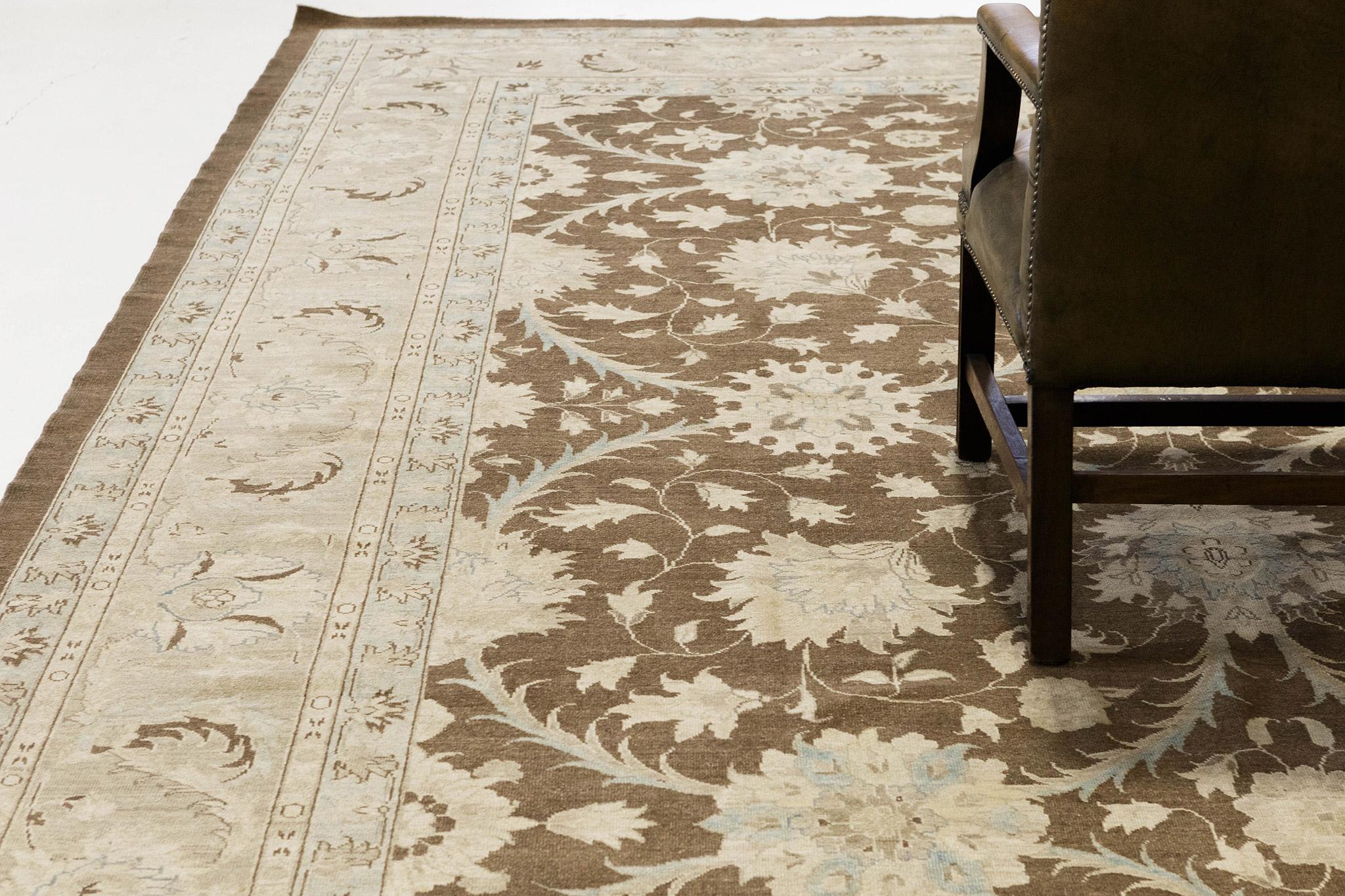 Mehraban Vintage Style Sultanabad Revival Rug (21. Jahrhundert und zeitgenössisch) im Angebot