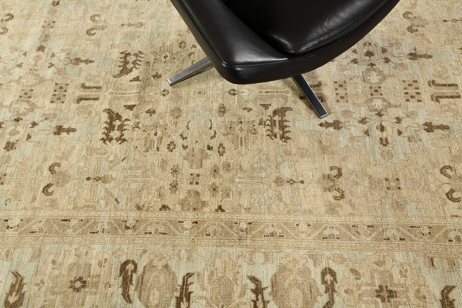 Mehraban Vintage Style Sultanabad Revival Rug For Sale 2