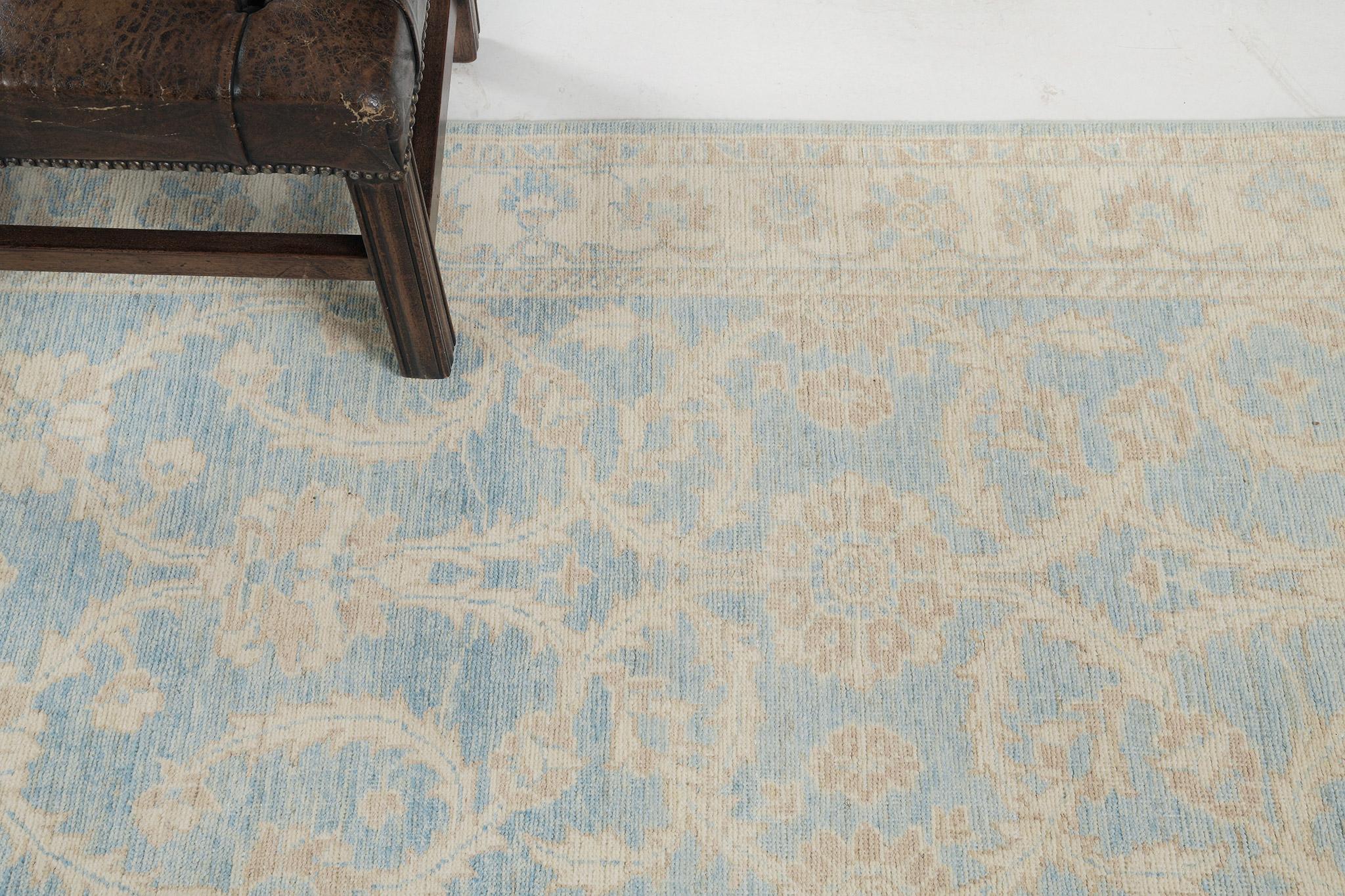 Traves de Mesa Mehraban Vintage Style Sultanabad Revival Safira en venta 1