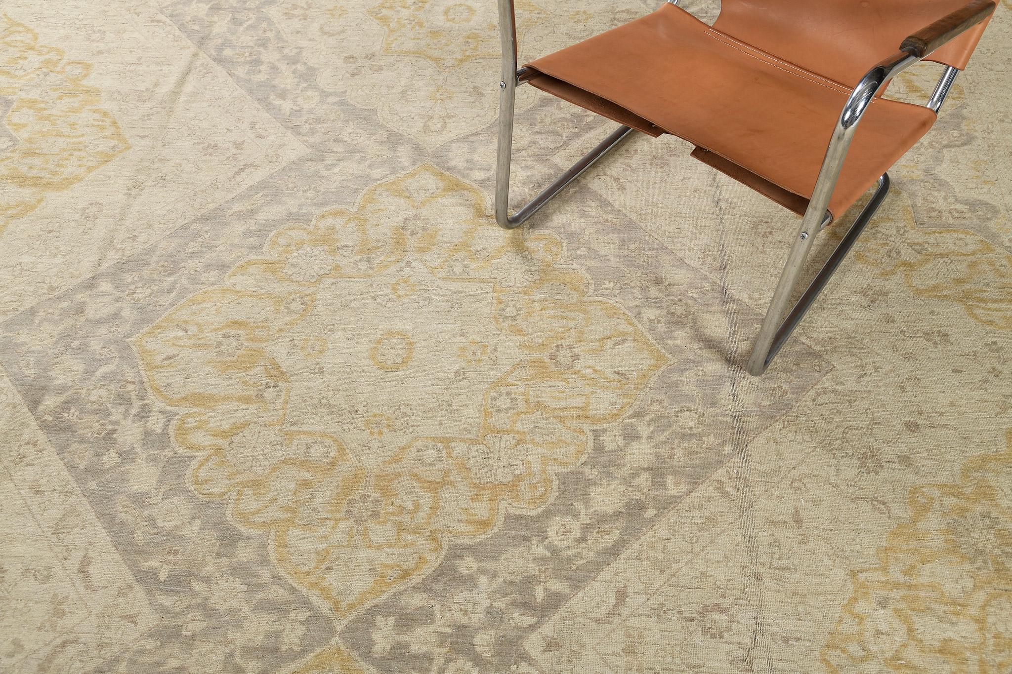 Mehraban Estilo Vintage Tabriz Diseño Multi Medallón en Nuevo estado para la venta en WEST HOLLYWOOD, CA