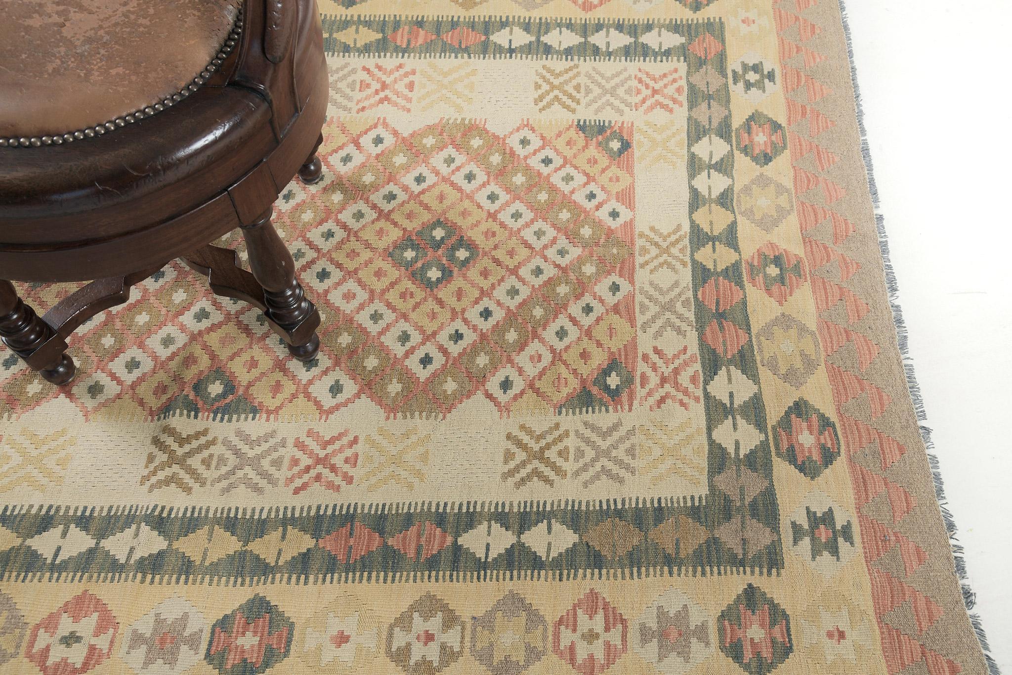 Mehraban Vintage-Stil Stammes natürlichen Farbstoff flach weben Kilim (Handgeknüpft) im Angebot