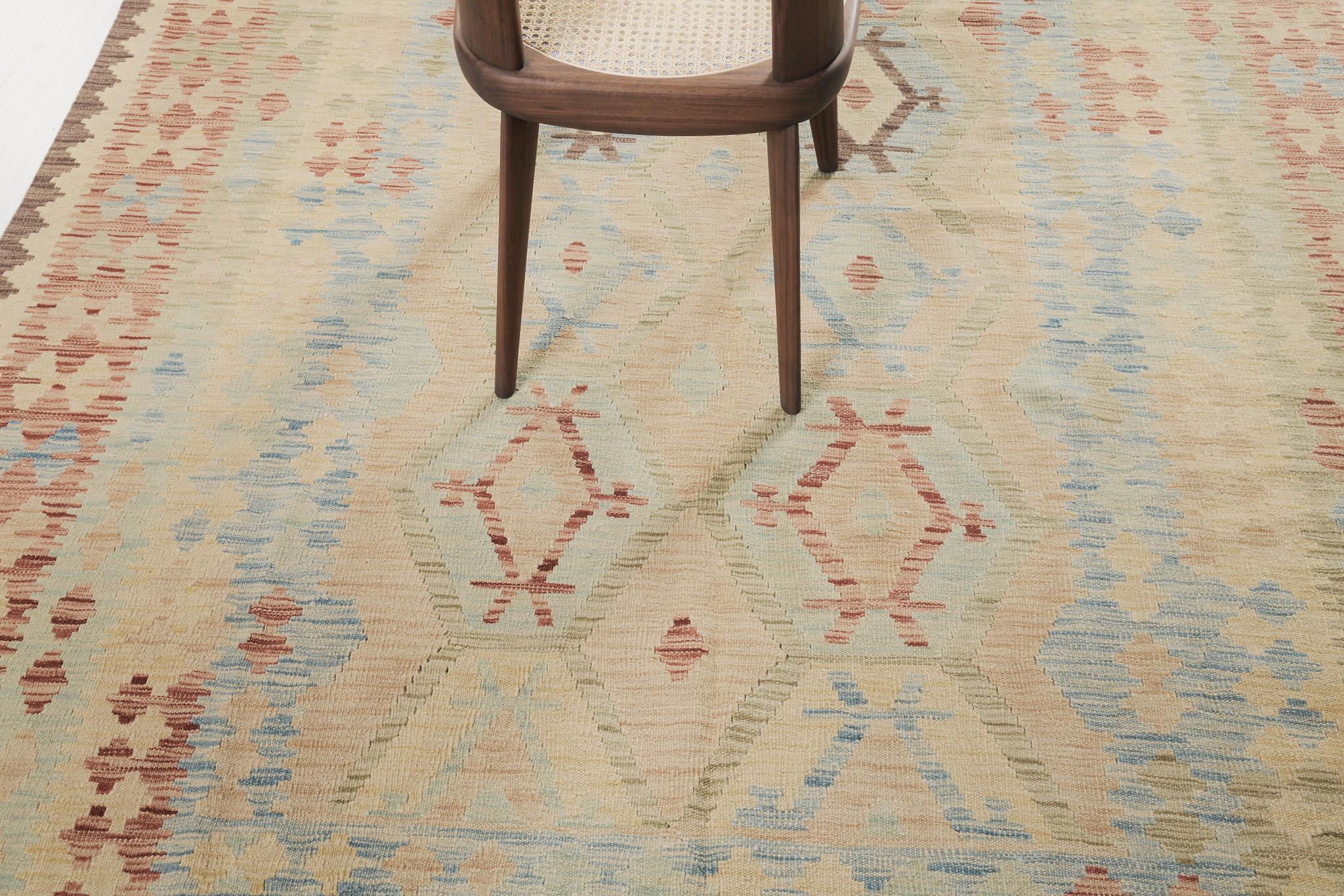 Mehraban Vintage-Stil Stammes natürlichen Farbstoff flach weben Kilim im Zustand „Neu“ im Angebot in WEST HOLLYWOOD, CA