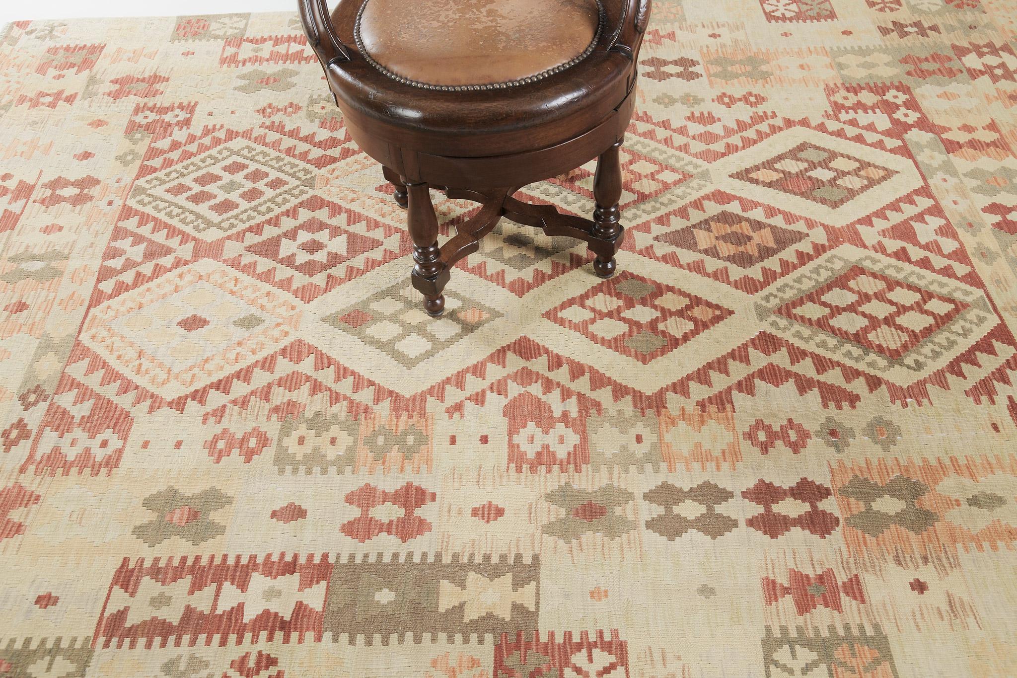 Mehraban - Kilim à tissage plat de style vintage en teinture naturelle, à motif tribal Neuf - En vente à WEST HOLLYWOOD, CA
