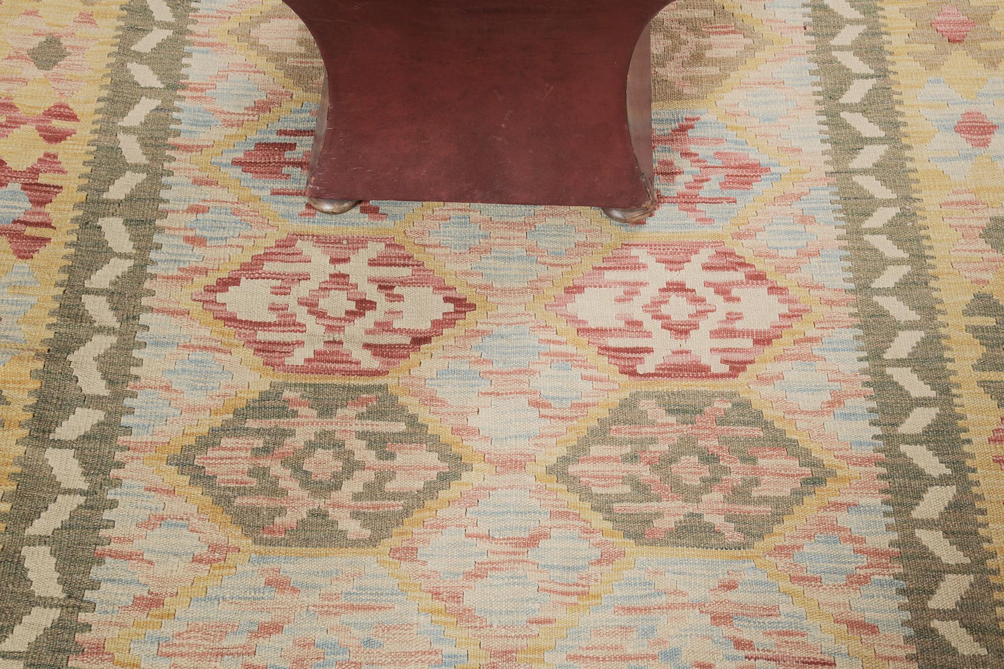 Mehraban Vintage Style Tribal Natural Dye Flat Weave Kilim In New Condition For Sale In WEST HOLLYWOOD, CA