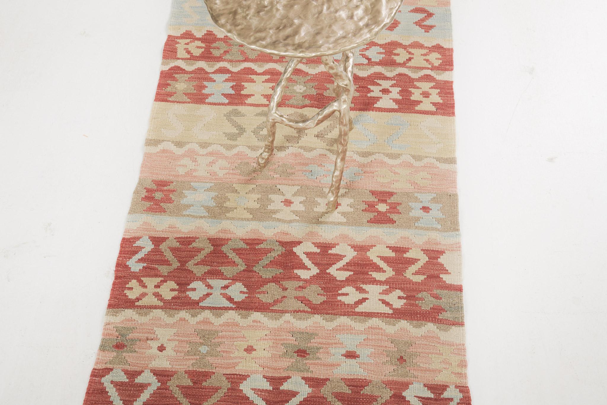 Mehraban Vintage-Stil Stammes natürlichen Farbstoff flach weben Kilim im Zustand „Neu“ im Angebot in WEST HOLLYWOOD, CA
