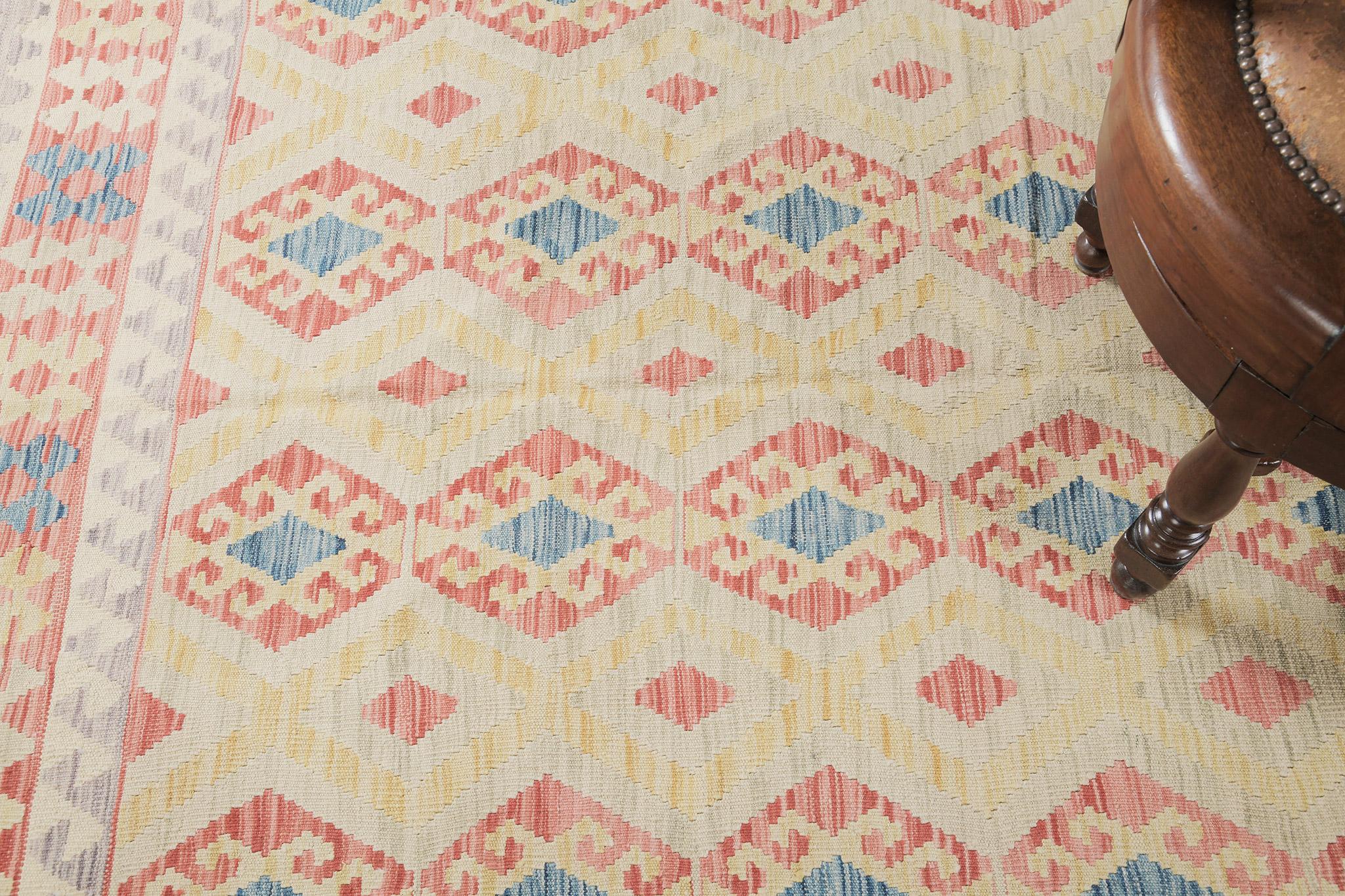 Mehraban Vintage-Stil Stammes natürlichen Farbstoff flach weben Kilim (21. Jahrhundert und zeitgenössisch) im Angebot
