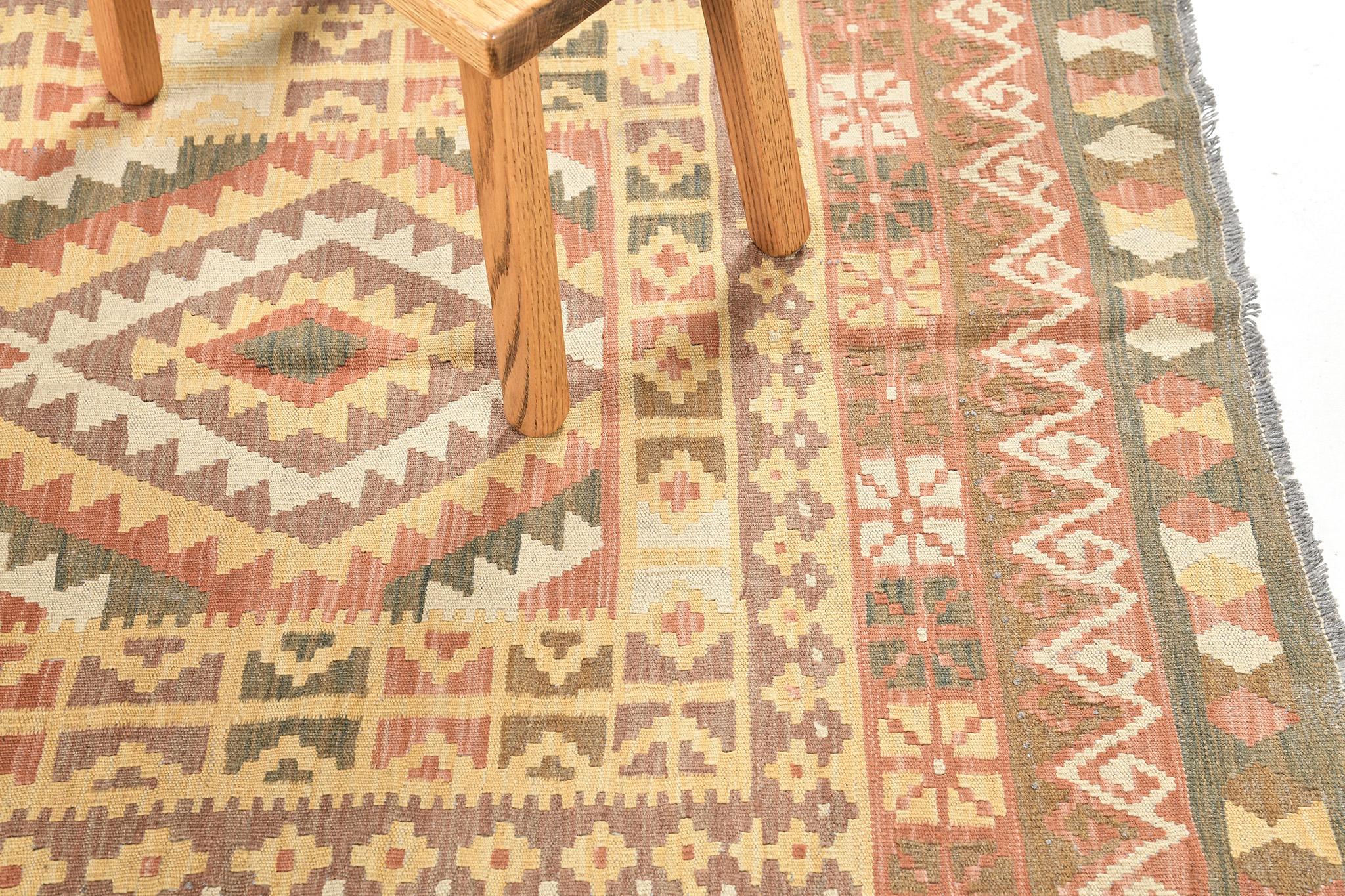 Mehraban Vintage-Stil Stammes natürlichen Farbstoff flach weben Kilim (21. Jahrhundert und zeitgenössisch) im Angebot
