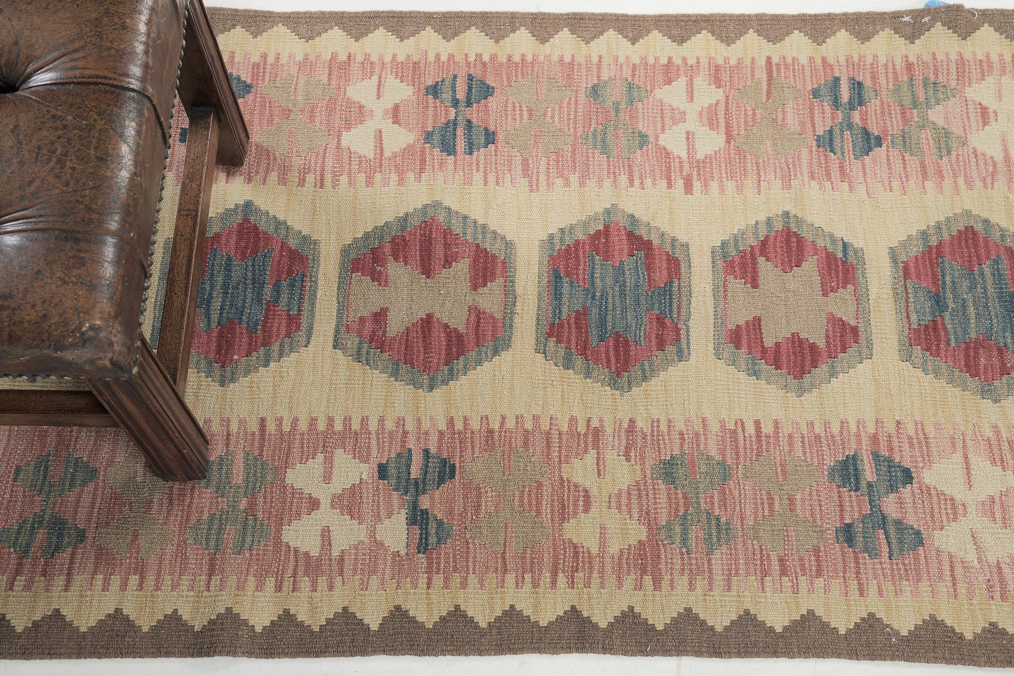 Mehraban Vintage-Stil Stammes natürlichen Farbstoff flach weben Kilim (Wolle) im Angebot