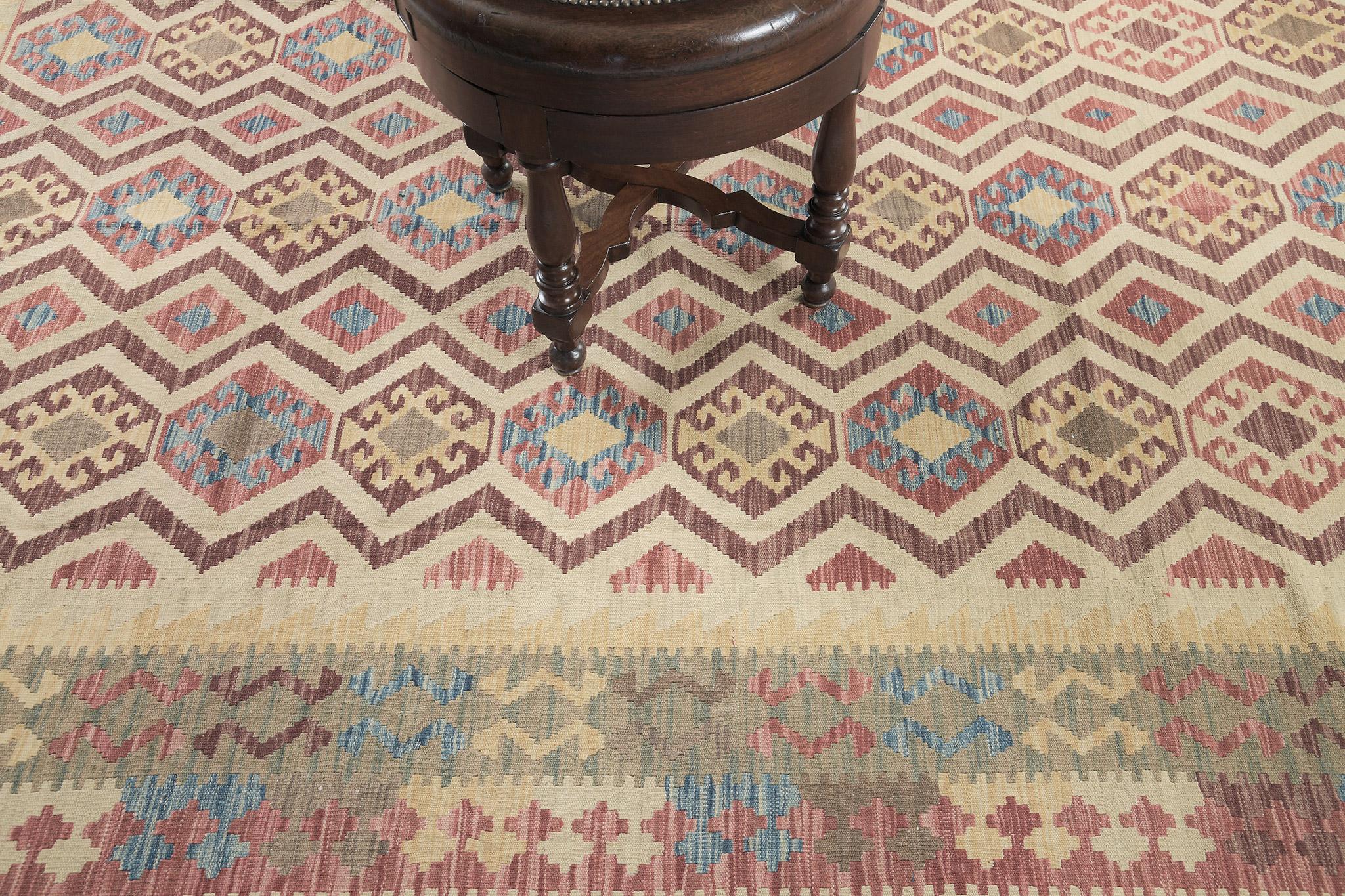 Mehraban Vintage-Stil Stammes natürlichen Farbstoff flach weben Kilim (Wolle) im Angebot