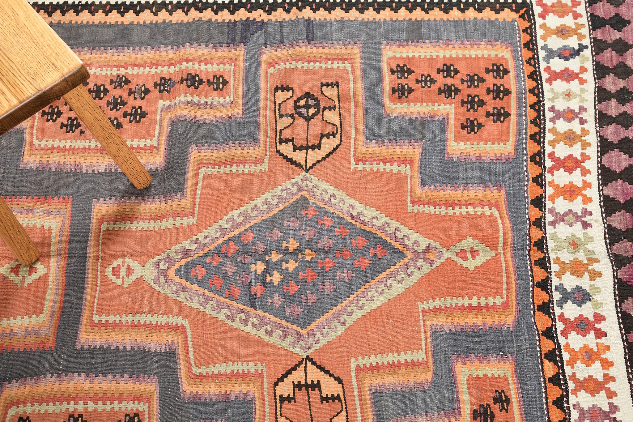 Mehraban Vintage Turkish Anatolian Kilim In Good Condition For Sale In WEST HOLLYWOOD, CA