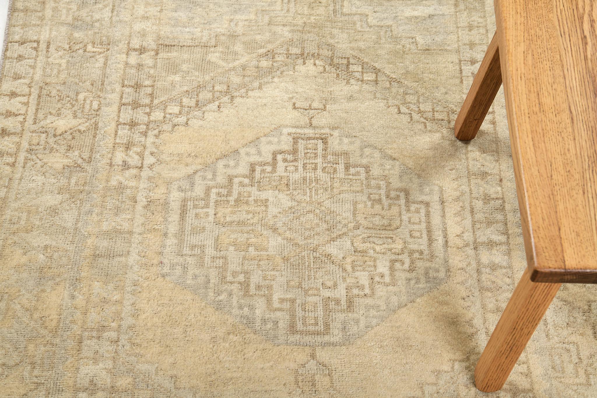 Rug Number
13072
Size
3' 9