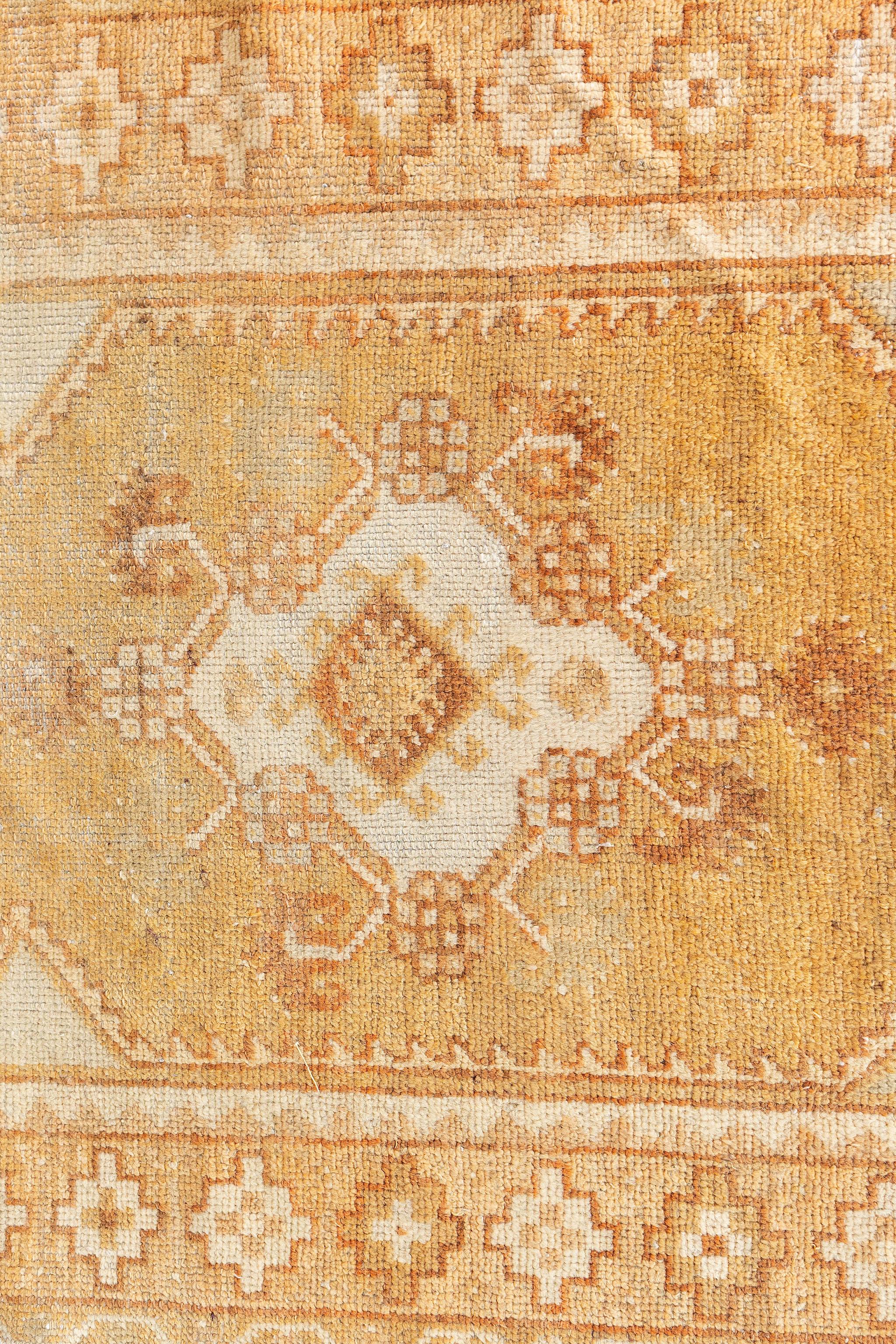 Mehraban Vintage Turkish Anatolian Rug For Sale 2