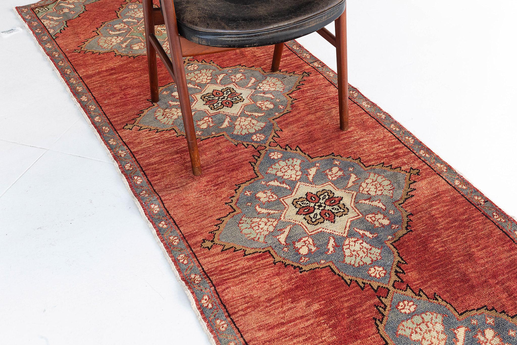 Laine Mehraban - Tapis de couloir vintage turc d'Anatolie en vente