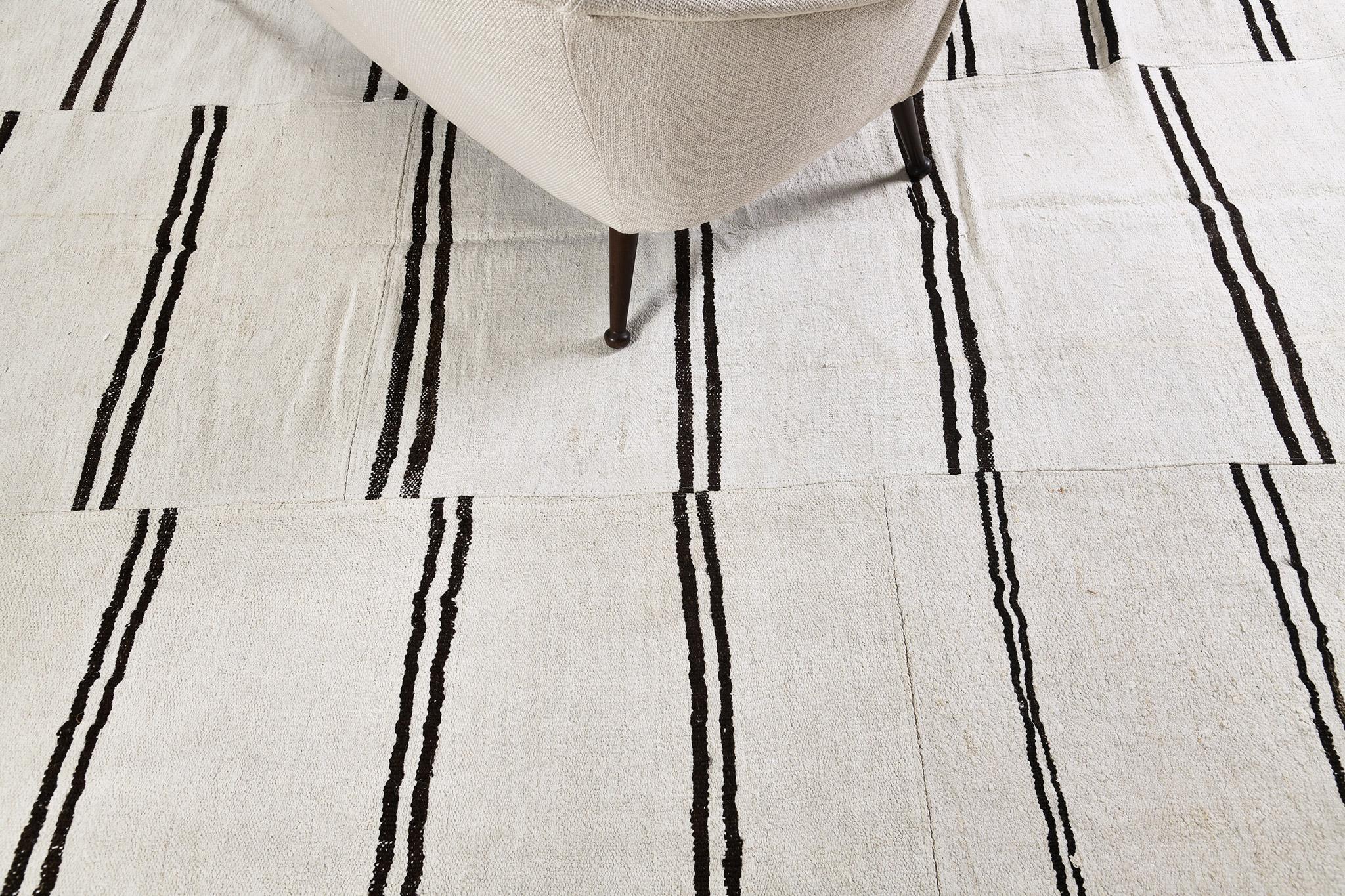 Turc Mehraban Duz Kilim turc vintage en vente