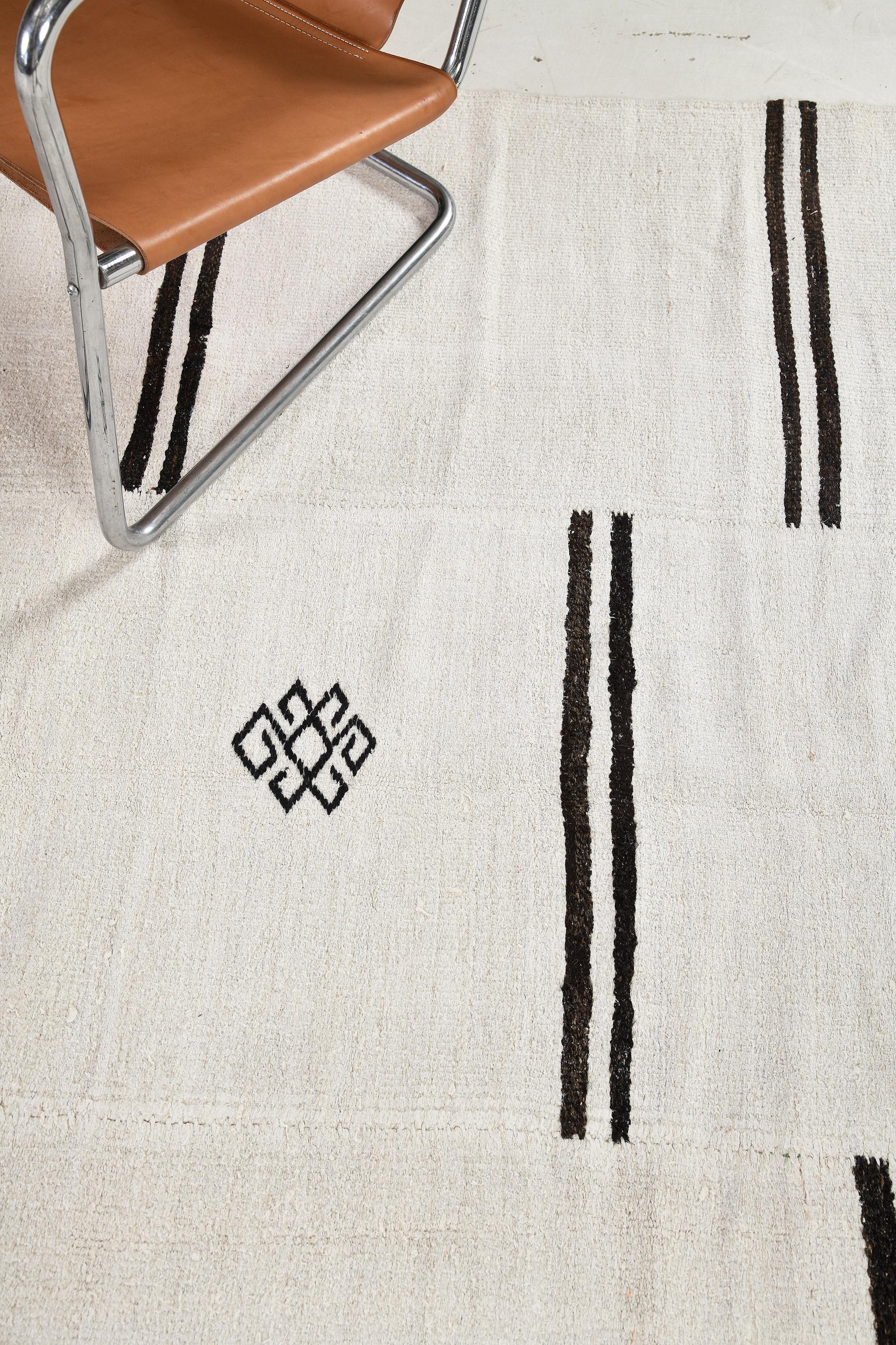 Mid-20th Century Mehraban Vintage Turkish Hemp Kilim For Sale