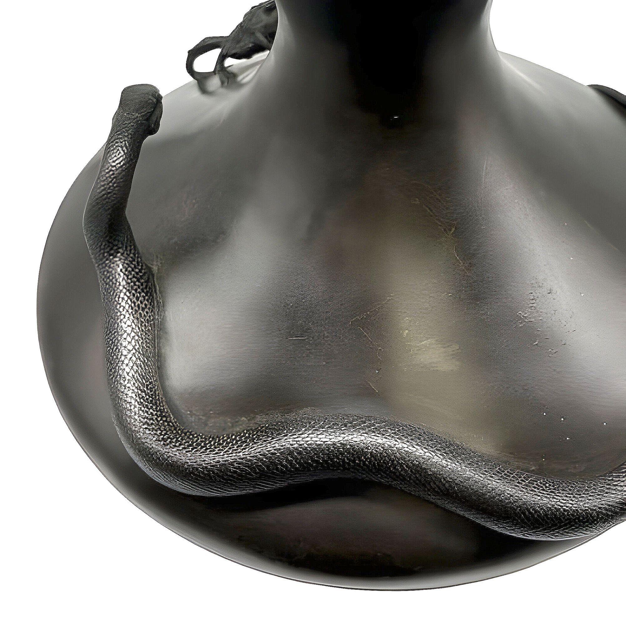 Meiji Era Hand Casted Japanese Bronze Vase of Snake & Hunting Frog 4