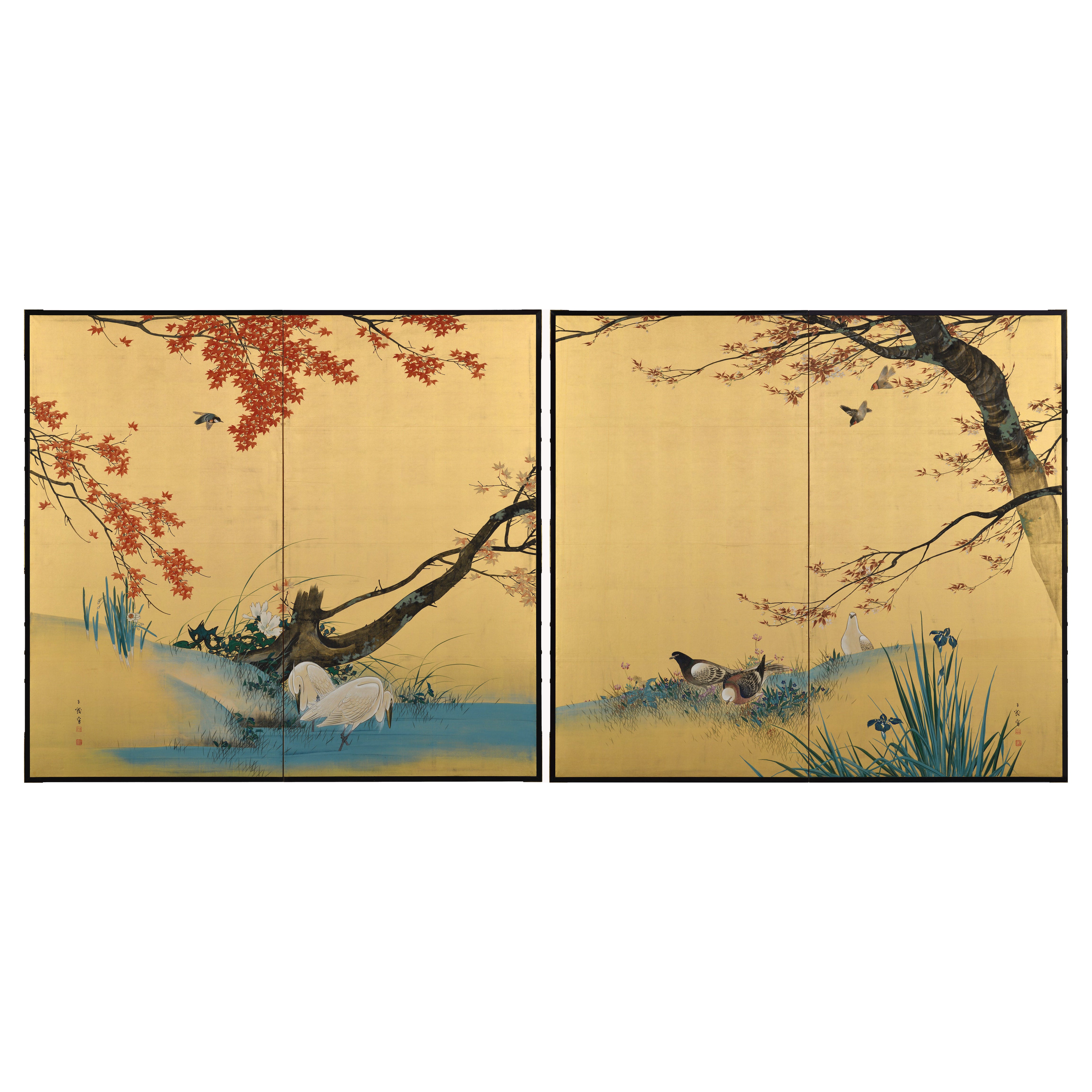Paire de paravents japonais de l'ère Meiji, à deux panneaux. Oiseaux et fleurs du printemps et de l'automne.