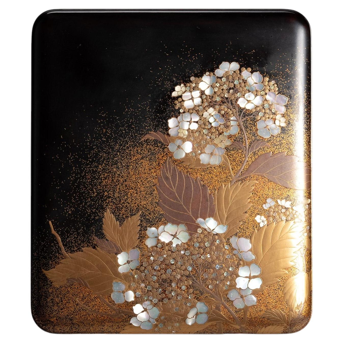 Meiji Gold Nashiji Maki-e Suzuribako, Hydrangea & Abalone