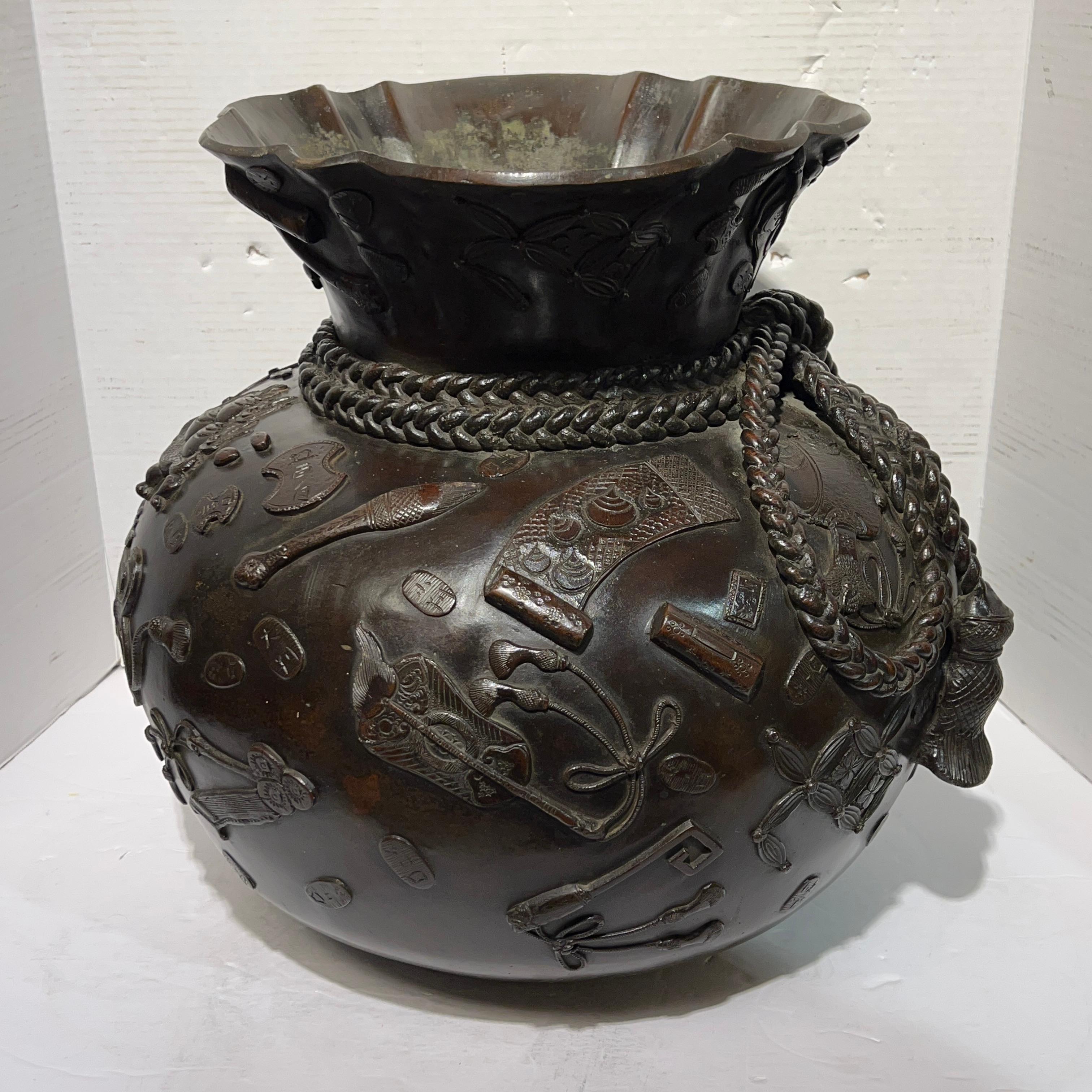 Meiji Japanese Bronze Vase in Form of Buddhist Treasure Sack For Sale 7