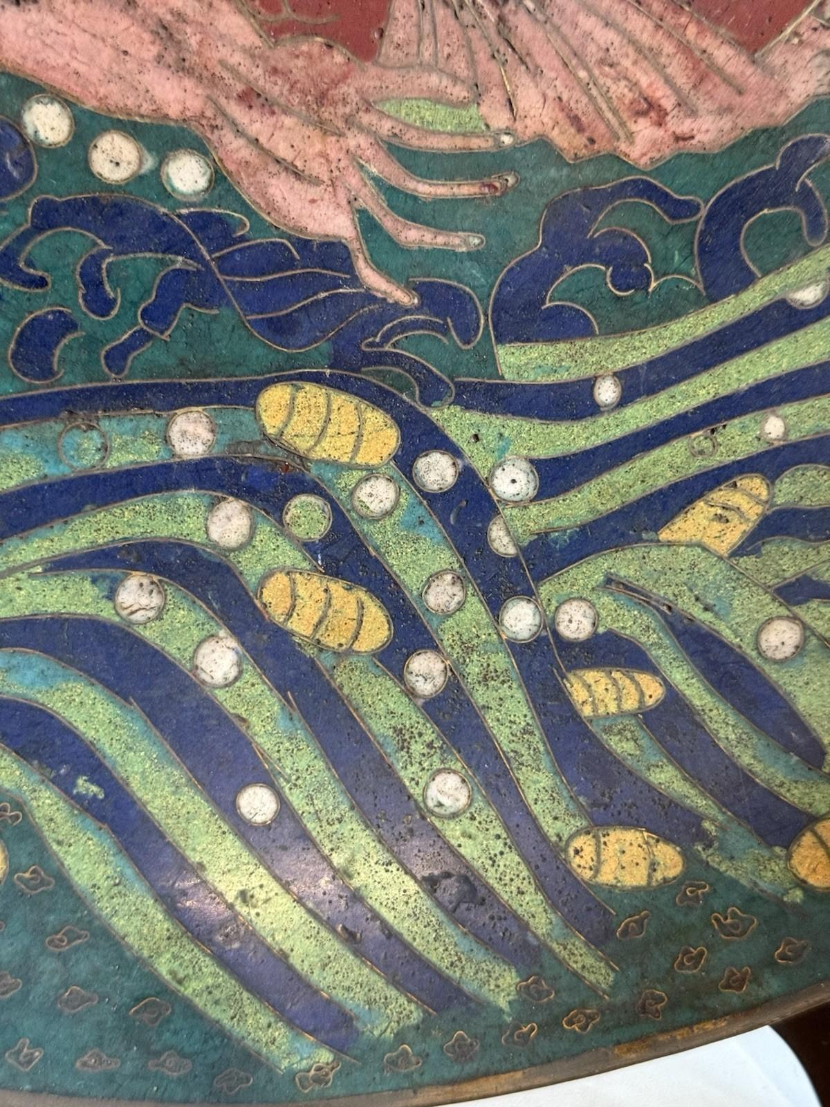 Meiji Japanese Cloisonne Charger Urashima Taro Riding the Sea Bream Mythological (Cloisonné) im Angebot