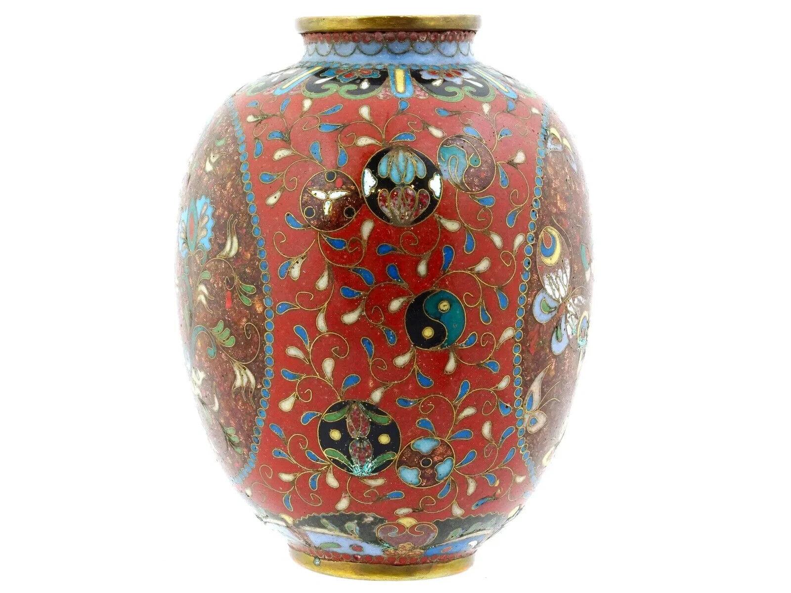 Meiji Japanese Cloisonne Goldstone Enamel Butterfly Vase In Good Condition For Sale In New York, NY