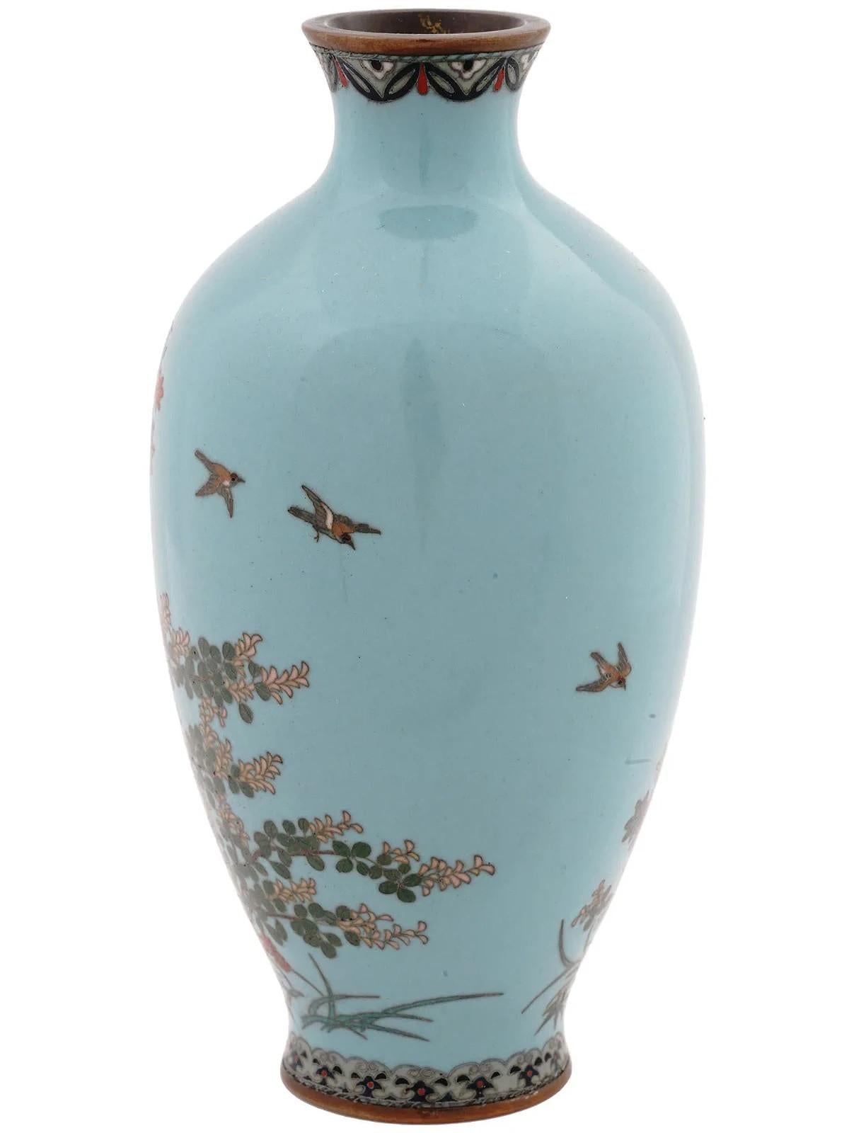 Cloissoné Meiji Japanese Cloisonne Turquoise Enamel Japanese Garden Vase Silver Wire For Sale
