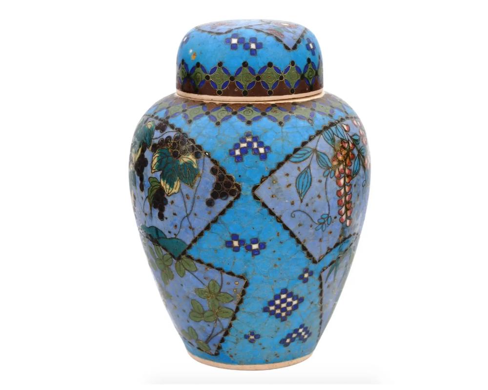 Meiji Japanese Totai Cloisonne Enamel Ceramic Jar In Good Condition For Sale In New York, NY