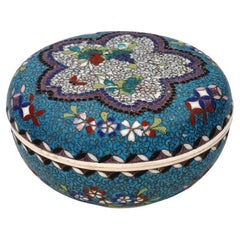 Used Meiji Japanese Totai Cloisonne Enamel Porcelain Box
