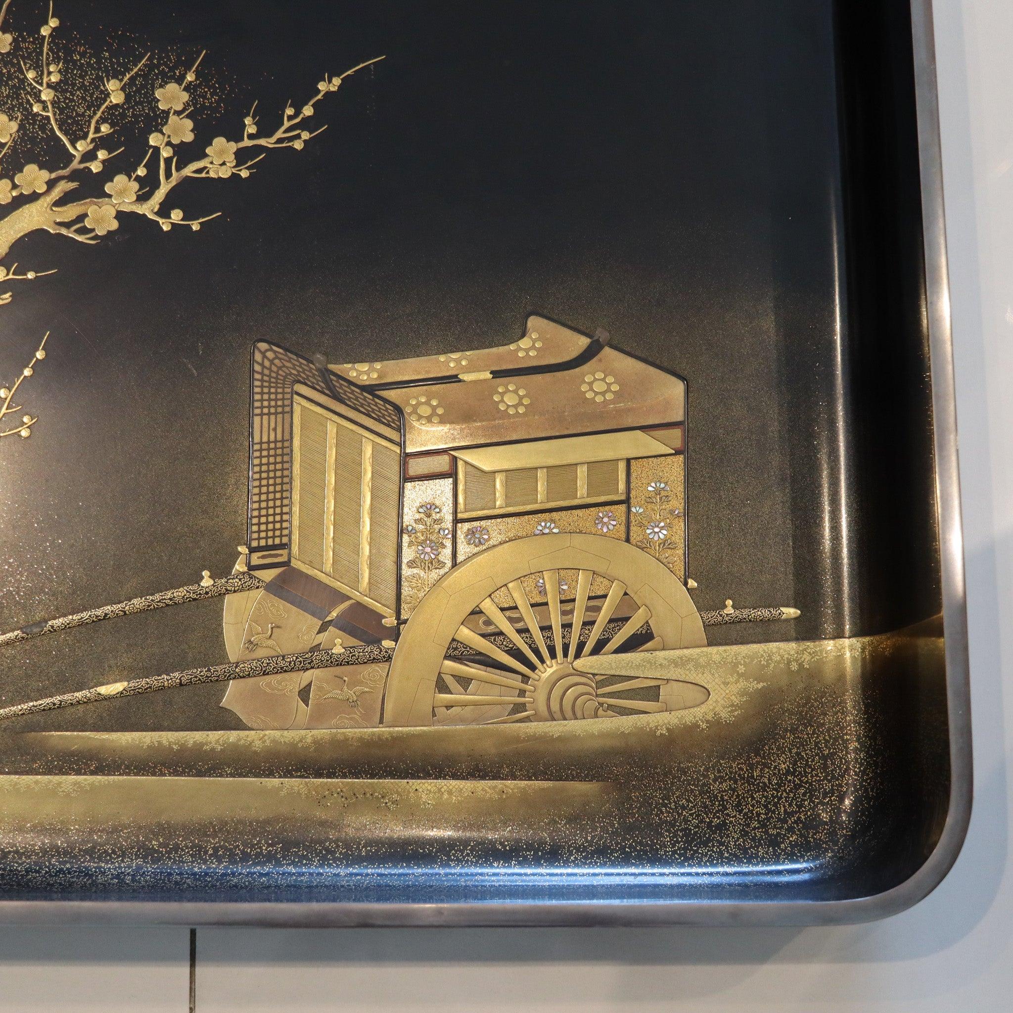MEIJI PERIOD 1890 Maki-e Presentation Tray In Lacquer and Gold
