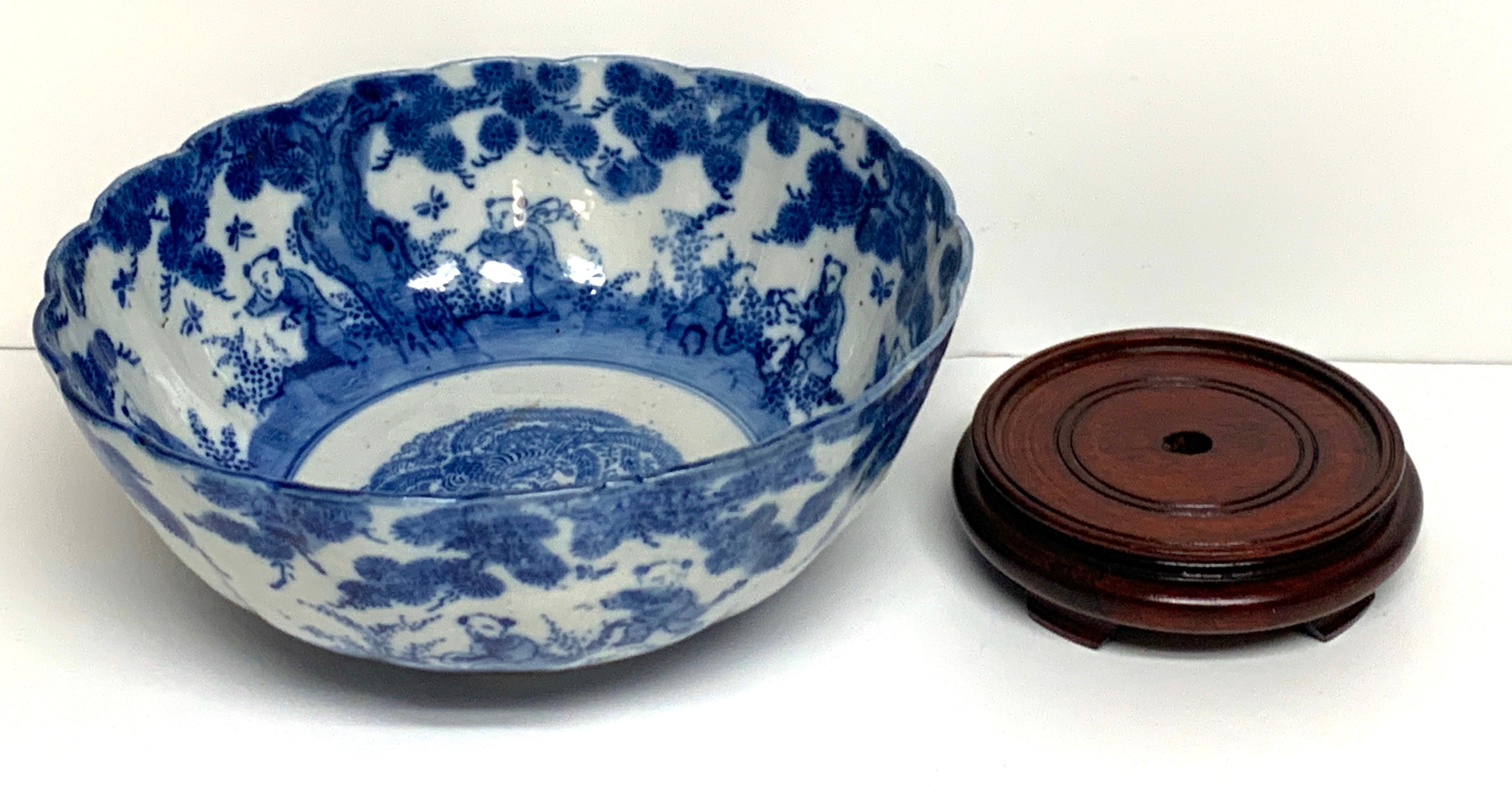 Japanese Meiji Period Blue and White Imari Scalloped Bowl with Stand