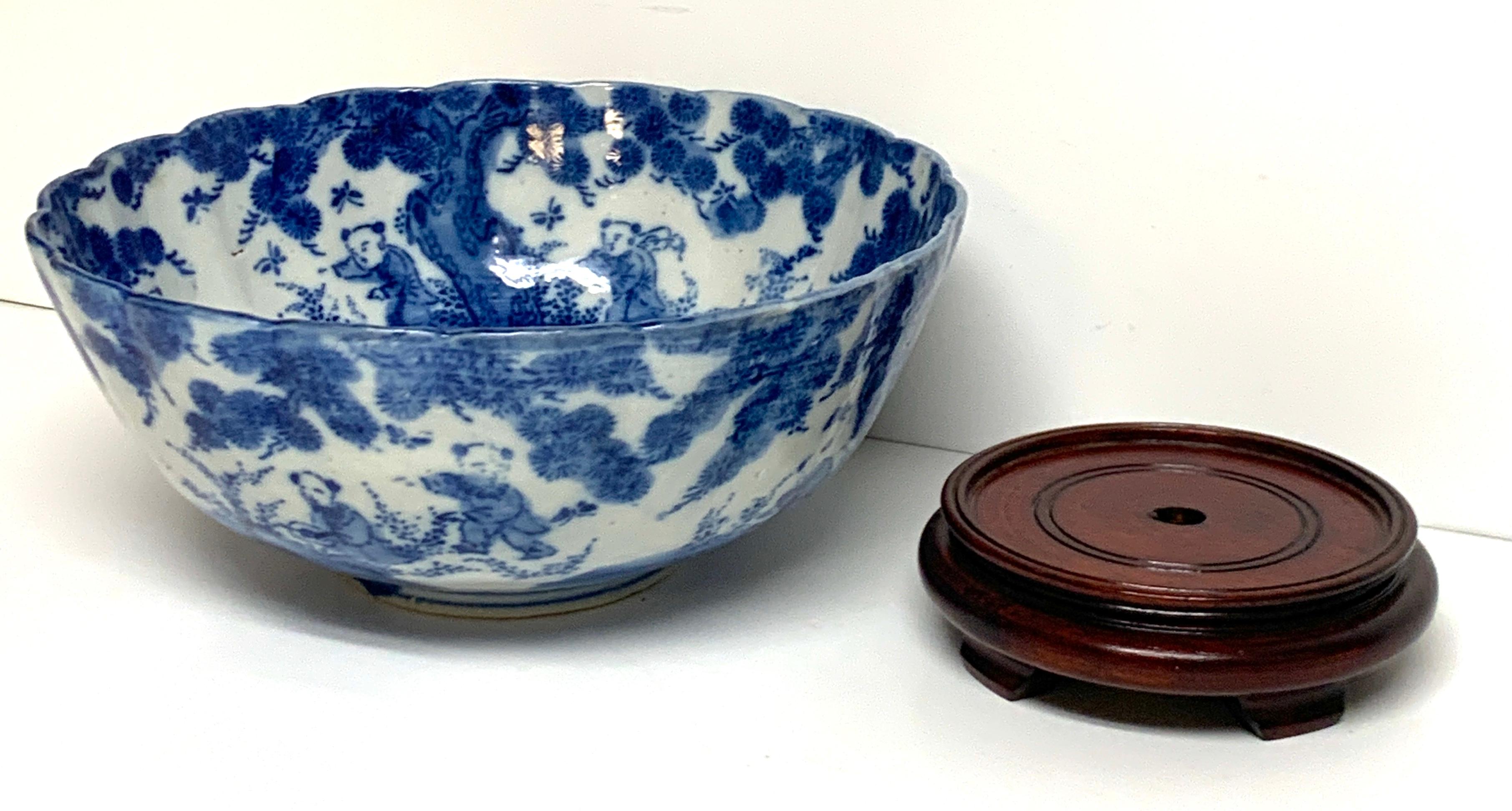 19th Century Meiji Period Blue and White Imari Scalloped Bowl with Stand