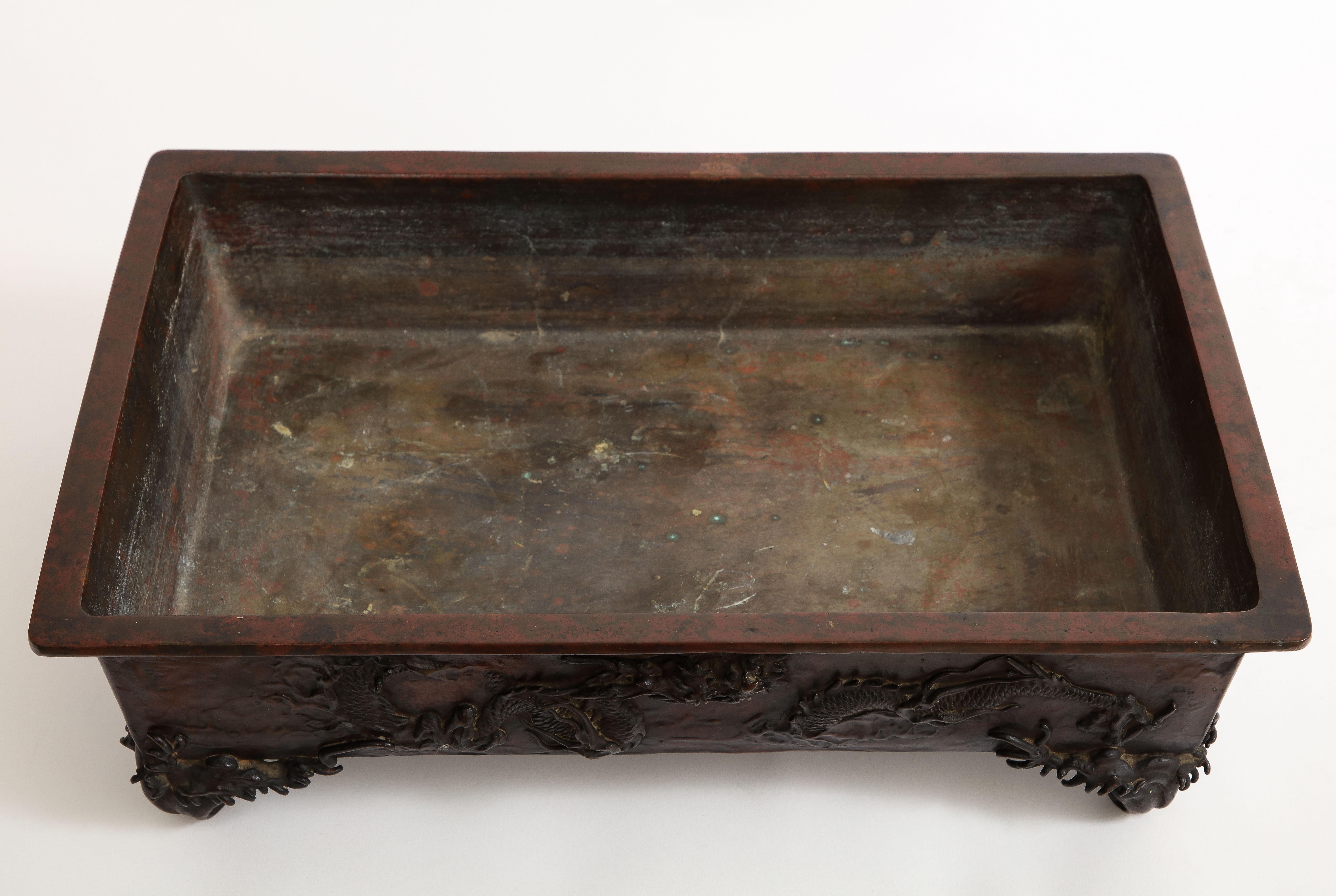 Cuenco de bronce para centro de mesa/planta de bonsái del periodo Meiji, 1890 en venta 5