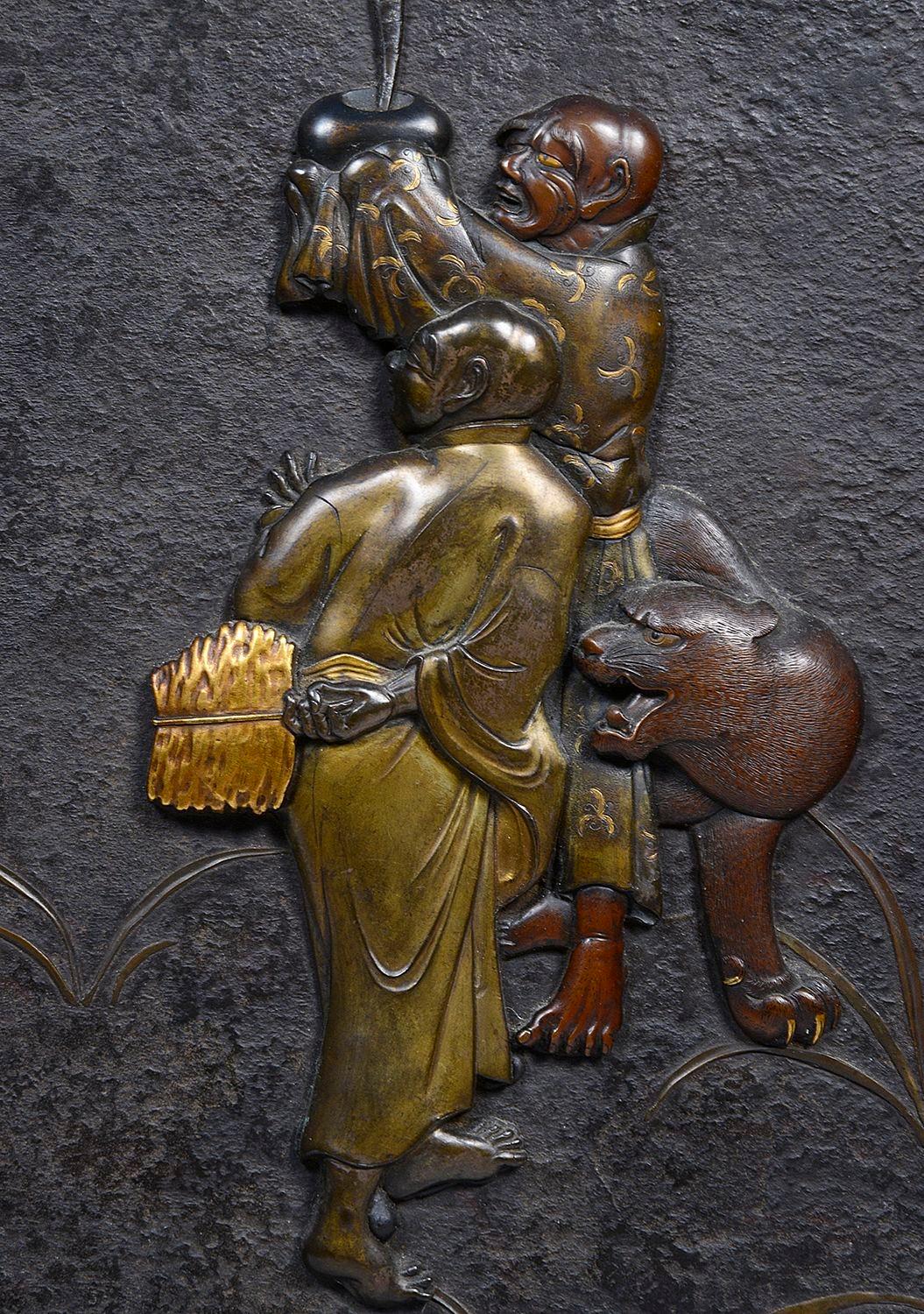 Doré Plaque en bronze de la période Meiji. en vente