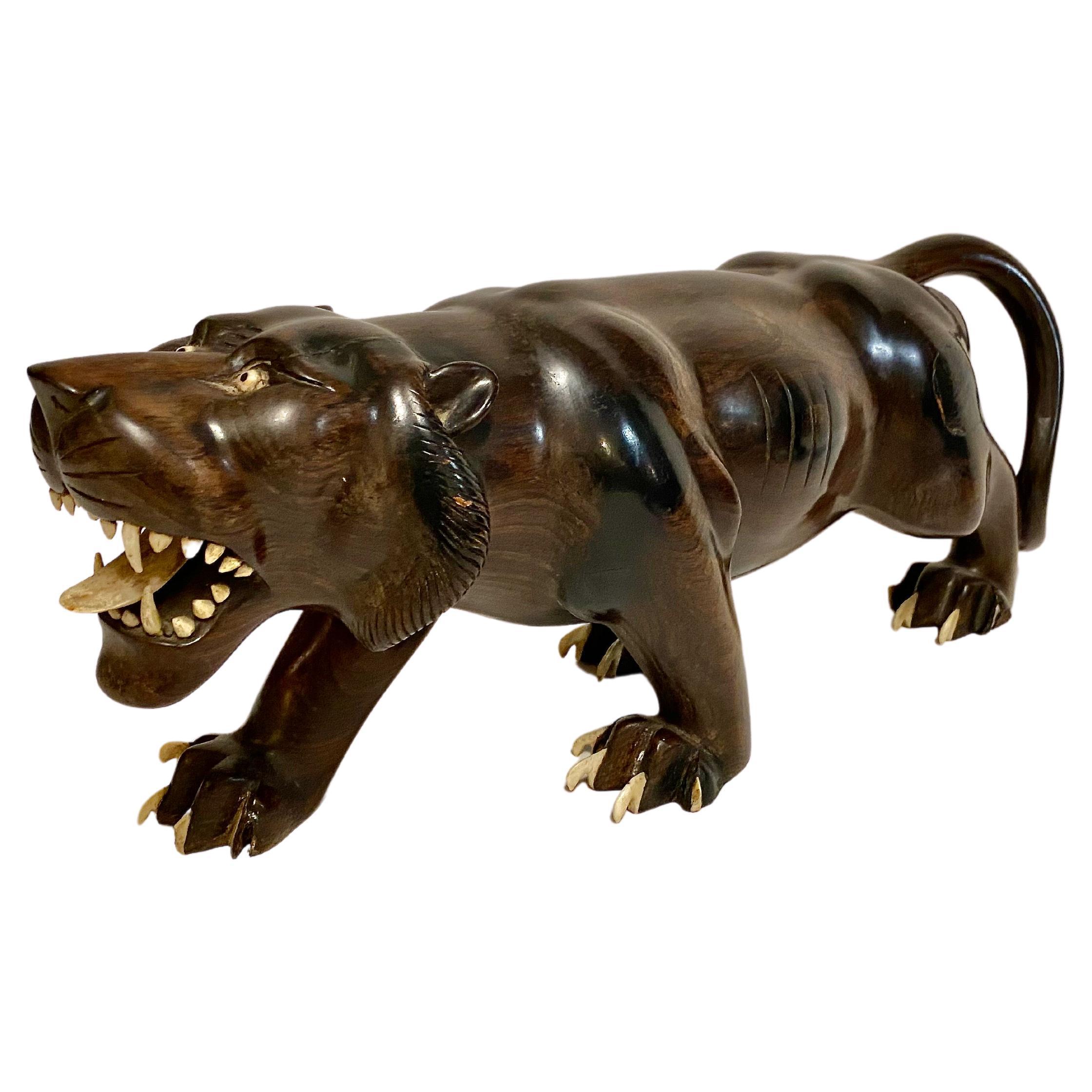 Meiji Period Carved Lion and Tiger For Sale 3