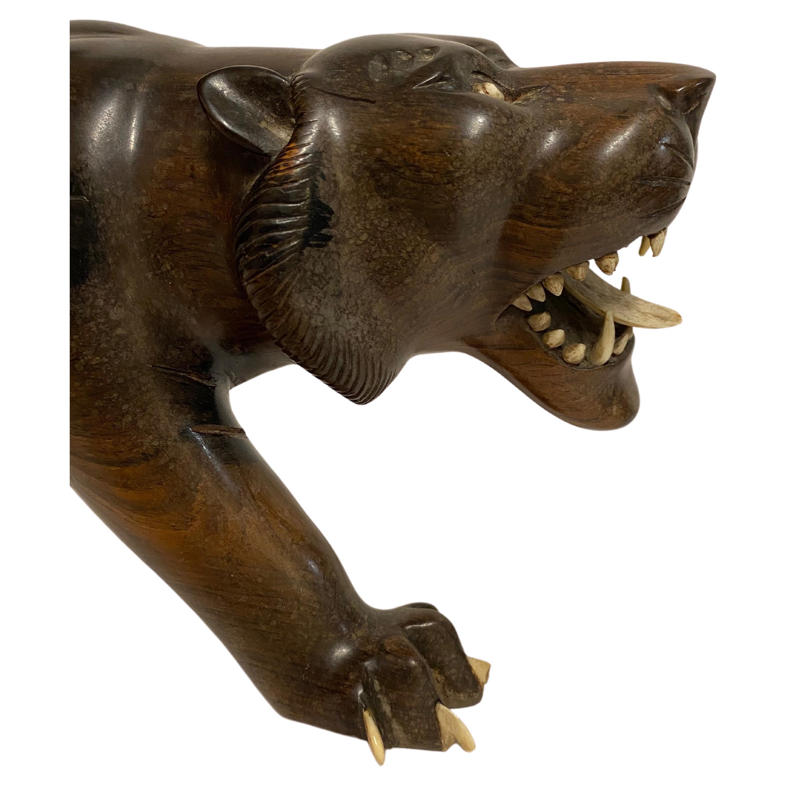 Meiji Period Carved Lion and Tiger For Sale 4